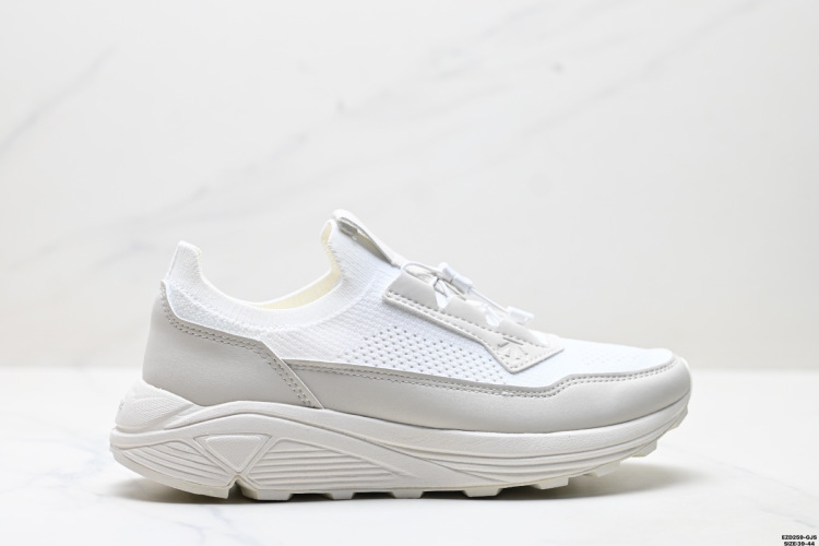 Descente Dualis Series White Knit Lightweight Low Top Casual Shoes 1 Descente Dualis Series White Knit Lightweight Low Top Casual Shoes