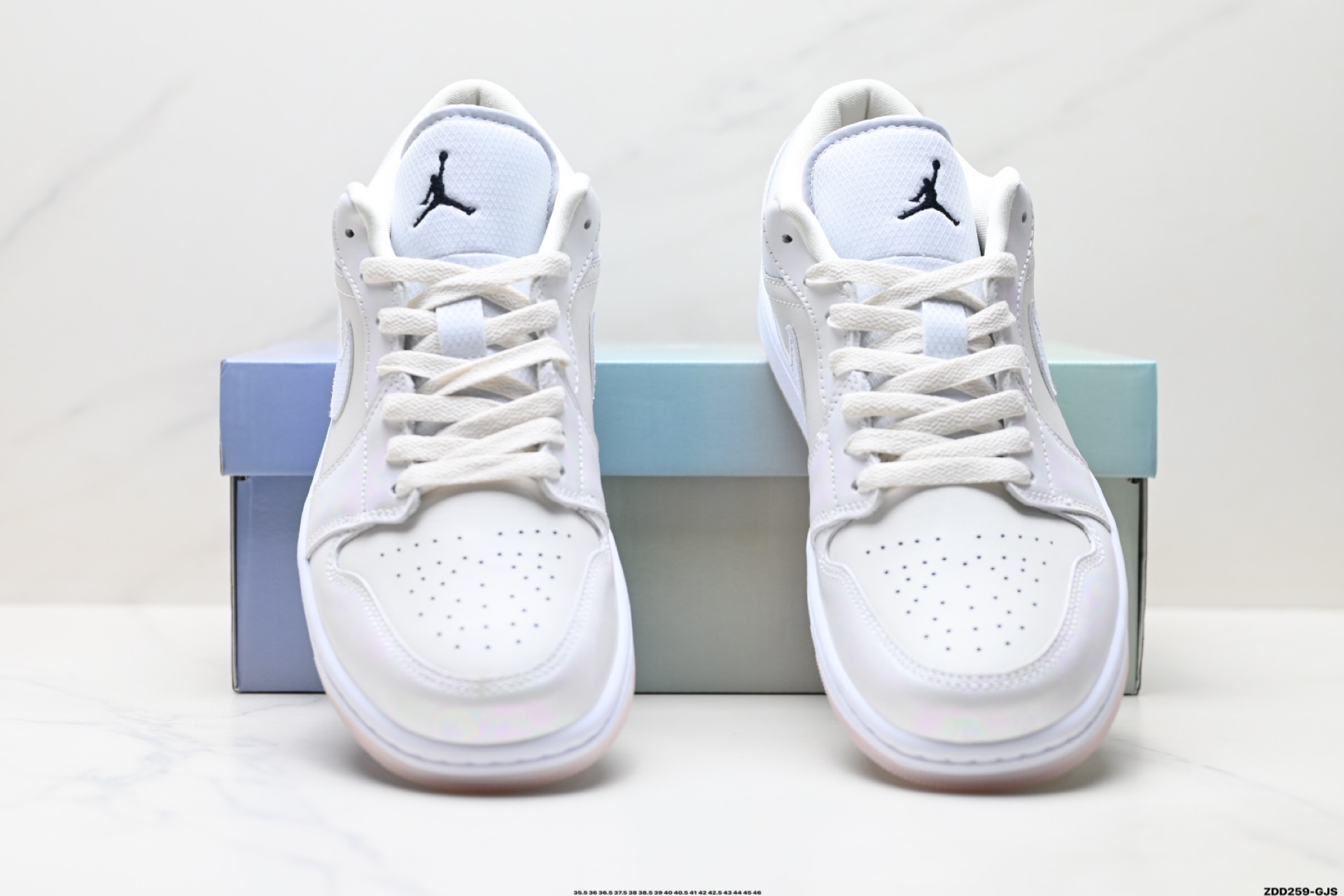 Nike Air Jordan 1 Low AJ1乔1低帮休闲板鞋 HF4080-001-High Quatity Cheap Brand wholesale wholesaler seller Clothes Bags handbags Sneakers Top Fashion Clothing Shoes from China Factory Chinese suppliers best Quality Beautiful Price Nike Air Jordan 1 Low AJ1乔1低帮休闲板鞋 HF4080-001