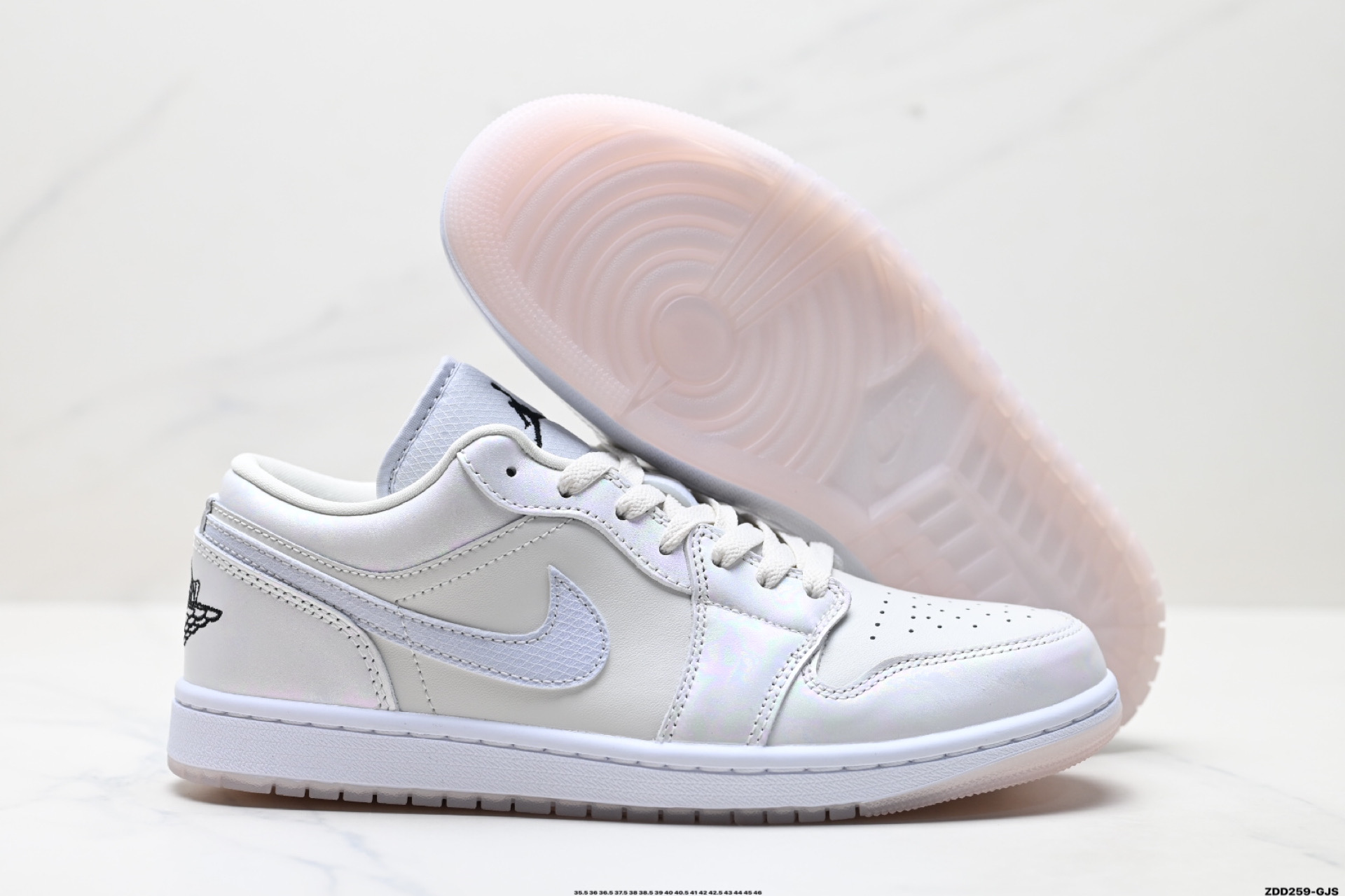 Nike Air Jordan 1 Low AJ1乔1低帮休闲板鞋 HF4080-001-High Quatity Cheap Brand wholesale wholesaler seller Clothes Bags handbags Sneakers Top Fashion Clothing Shoes from China Factory Chinese suppliers best Quality Beautiful Price Nike Air Jordan 1 Low AJ1乔1低帮休闲板鞋 HF4080-001