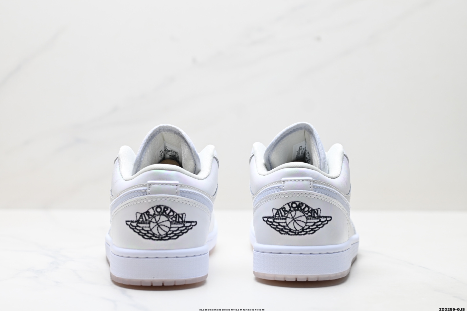 Nike Air Jordan 1 Low AJ1乔1低帮休闲板鞋 HF4080-001-High Quatity Cheap Brand wholesale wholesaler seller Clothes Bags handbags Sneakers Top Fashion Clothing Shoes from China Factory Chinese suppliers best Quality Beautiful Price Nike Air Jordan 1 Low AJ1乔1低帮休闲板鞋 HF4080-001