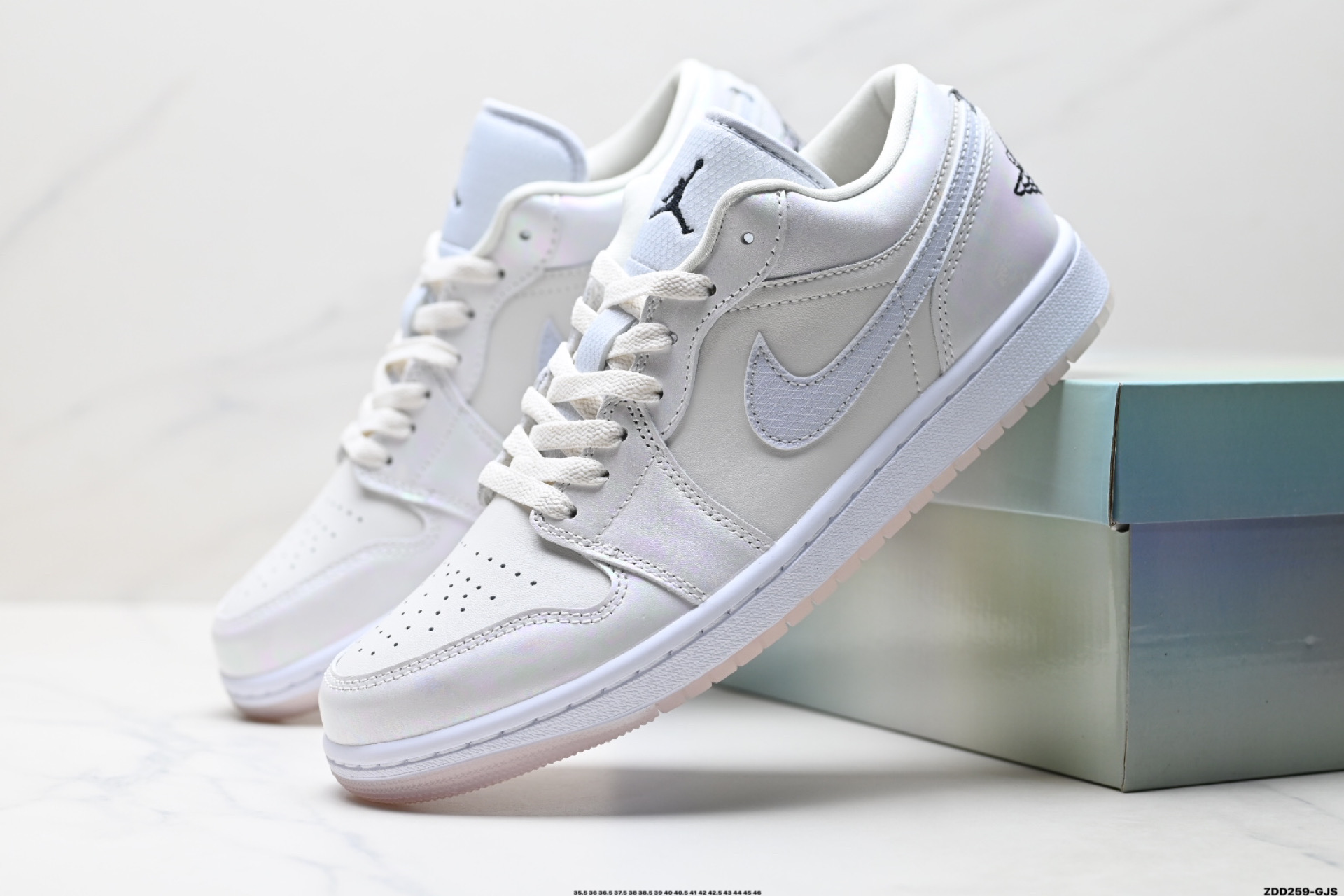 Nike Air Jordan 1 Low AJ1乔1低帮休闲板鞋 HF4080-001-High Quatity Cheap Brand wholesale wholesaler seller Clothes Bags handbags Sneakers Top Fashion Clothing Shoes from China Factory Chinese suppliers best Quality Beautiful Price Nike Air Jordan 1 Low AJ1乔1低帮休闲板鞋 HF4080-001