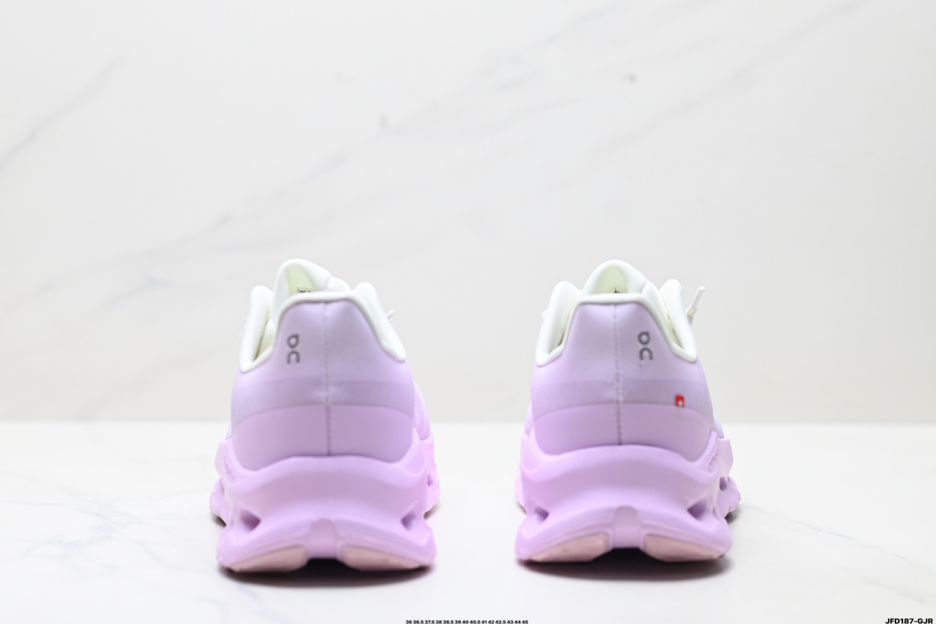 On昂跑Cloudtilt 轻量运动休闲鞋 脚感很舒服-High Quatity Cheap Brand wholesale wholesaler seller Clothes Bags handbags Sneakers Top Fashion Clothing Shoes from China Factory Chinese suppliers best Quality Beautiful Price On昂跑Cloudtilt 轻量运动休闲鞋 脚感很舒服