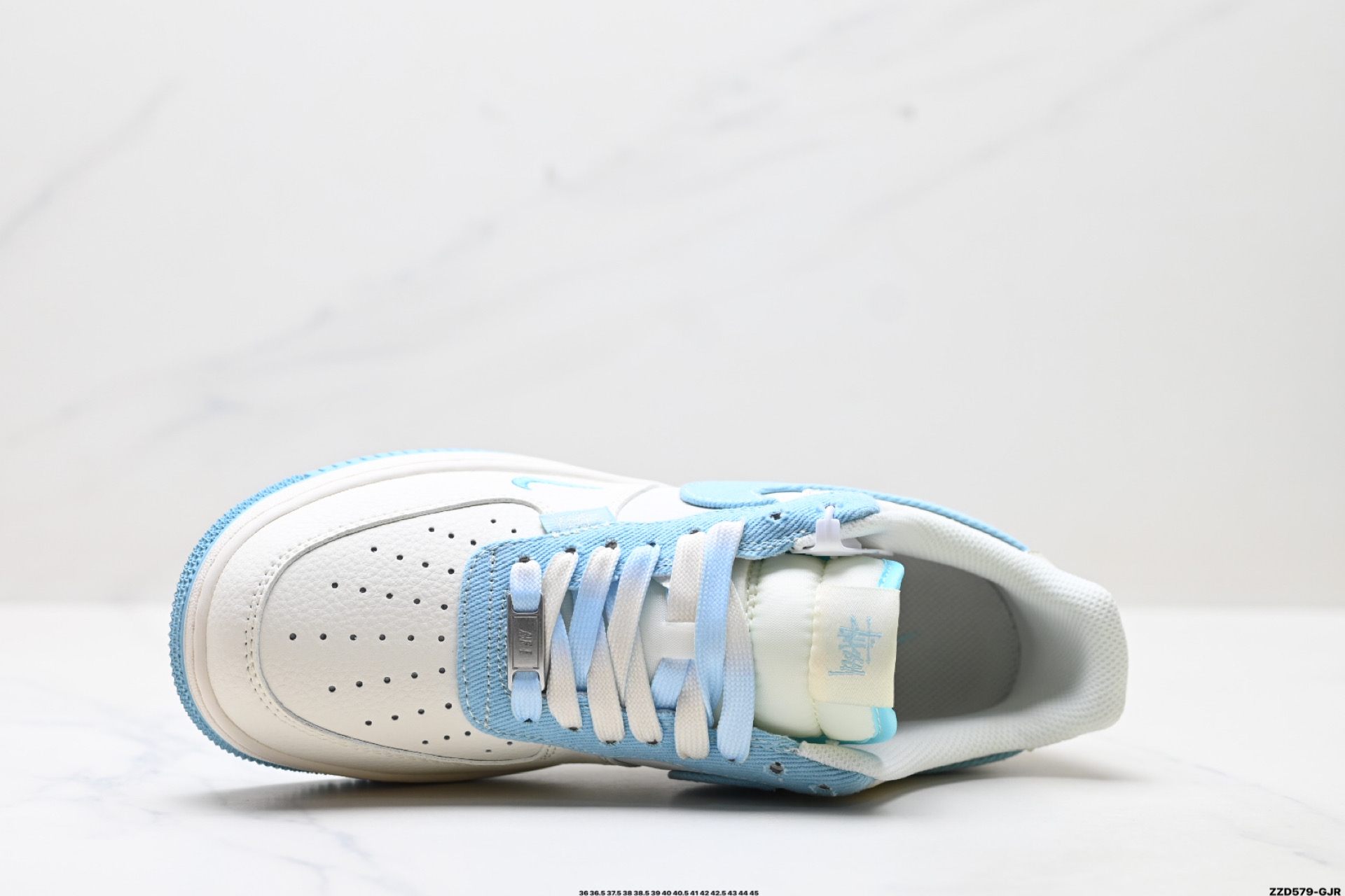 NIKE AIR FORCE 1‘07 LV8 HS8068-013