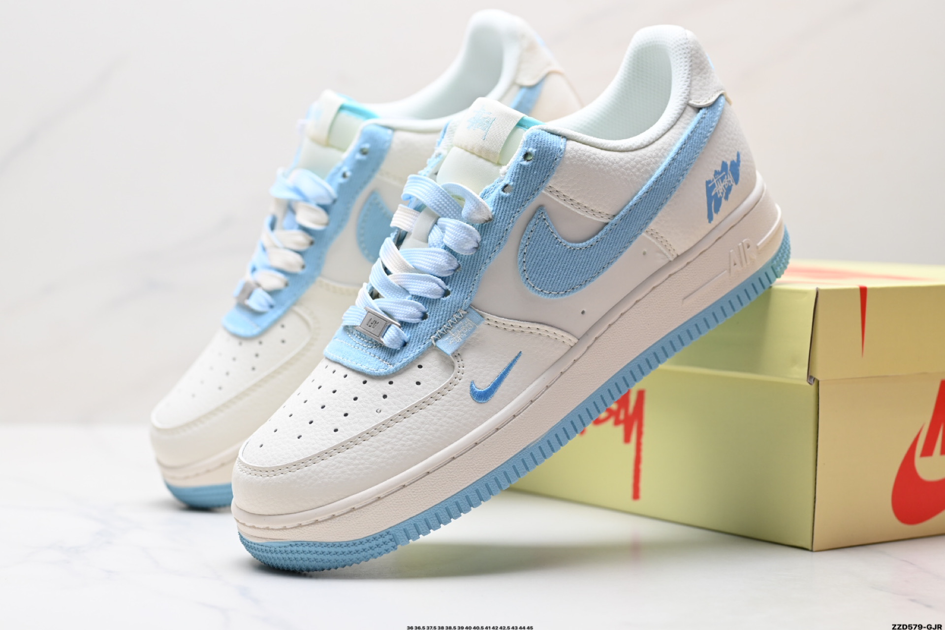NIKE AIR FORCE 1‘07 LV8 HS8068-013