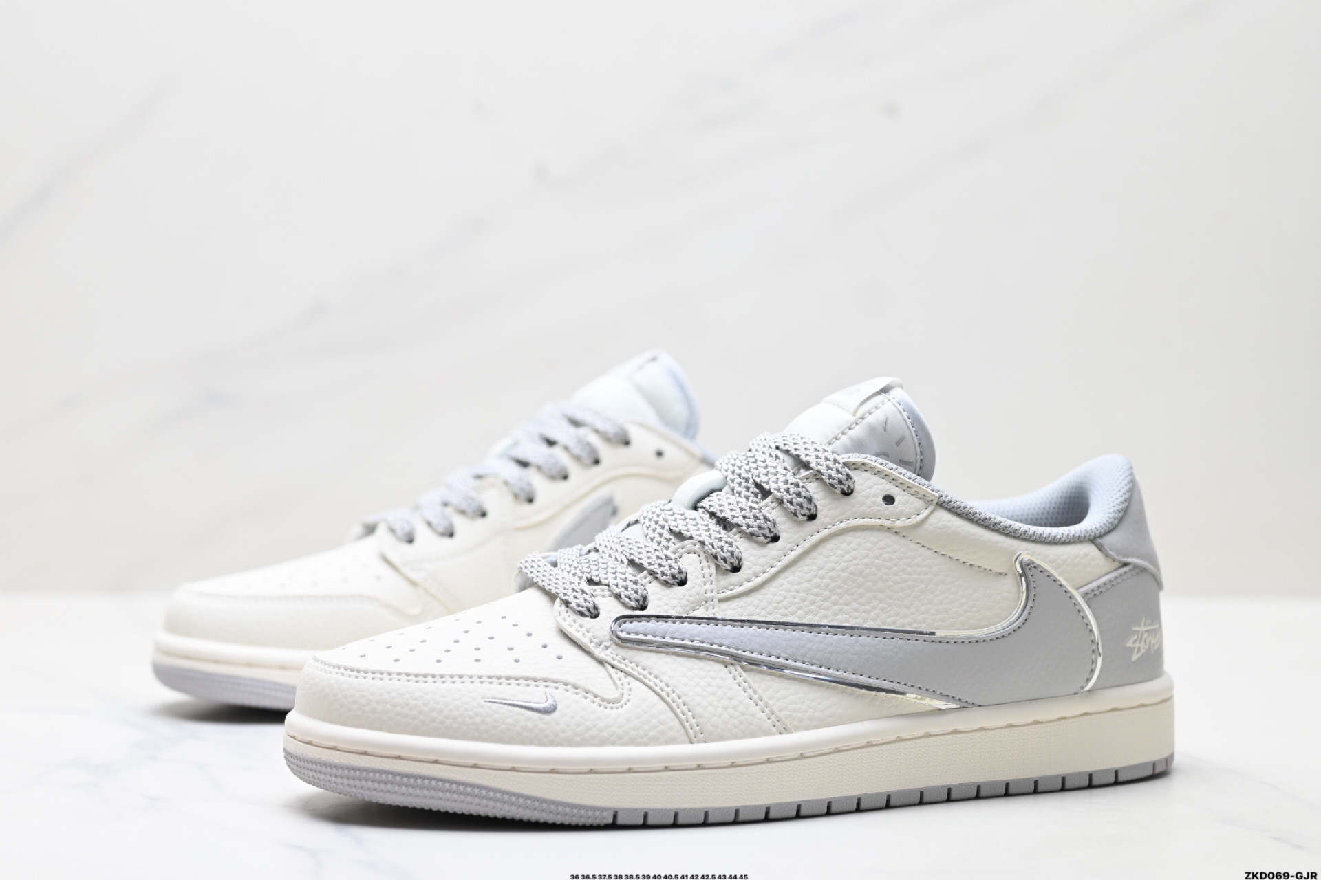 Nike Air Jordan 1 x Travis Scott AJ1倒勾 乔一倒钩 ‘DIY’定制 耐克 低帮文化篮球鞋 ST5696-262