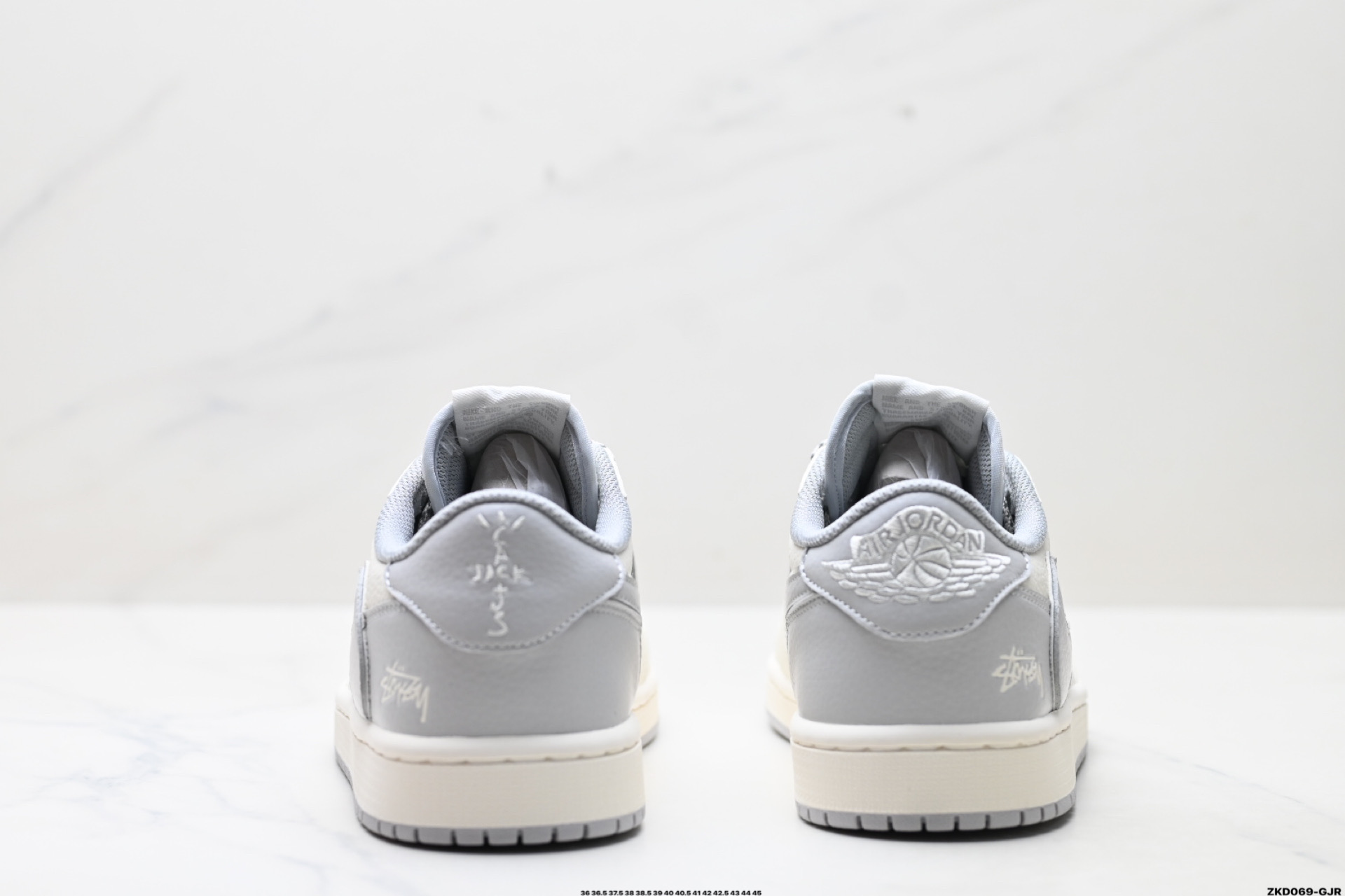 Nike Air Jordan 1 x Travis Scott AJ1倒勾 乔一倒钩 ‘DIY’定制 耐克 低帮文化篮球鞋 ST5696-262