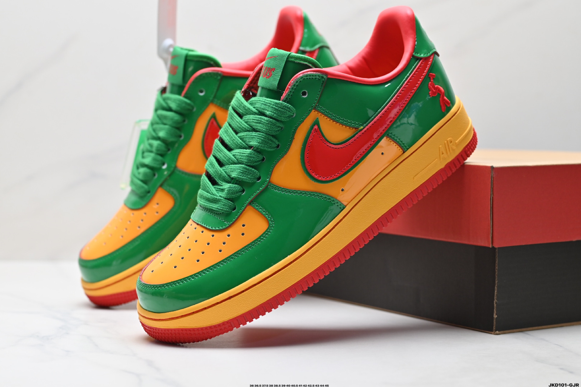 耐克Nike AIR FORCE 1‘07 空军一号低帮百搭休闲运动板鞋 IH4383-300