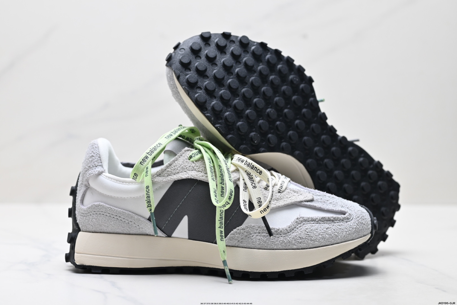 New Balance 327 Urbanas para Correr con Amortiguación y Diseño Personalizado 10 i1750263485216 2908 0 4