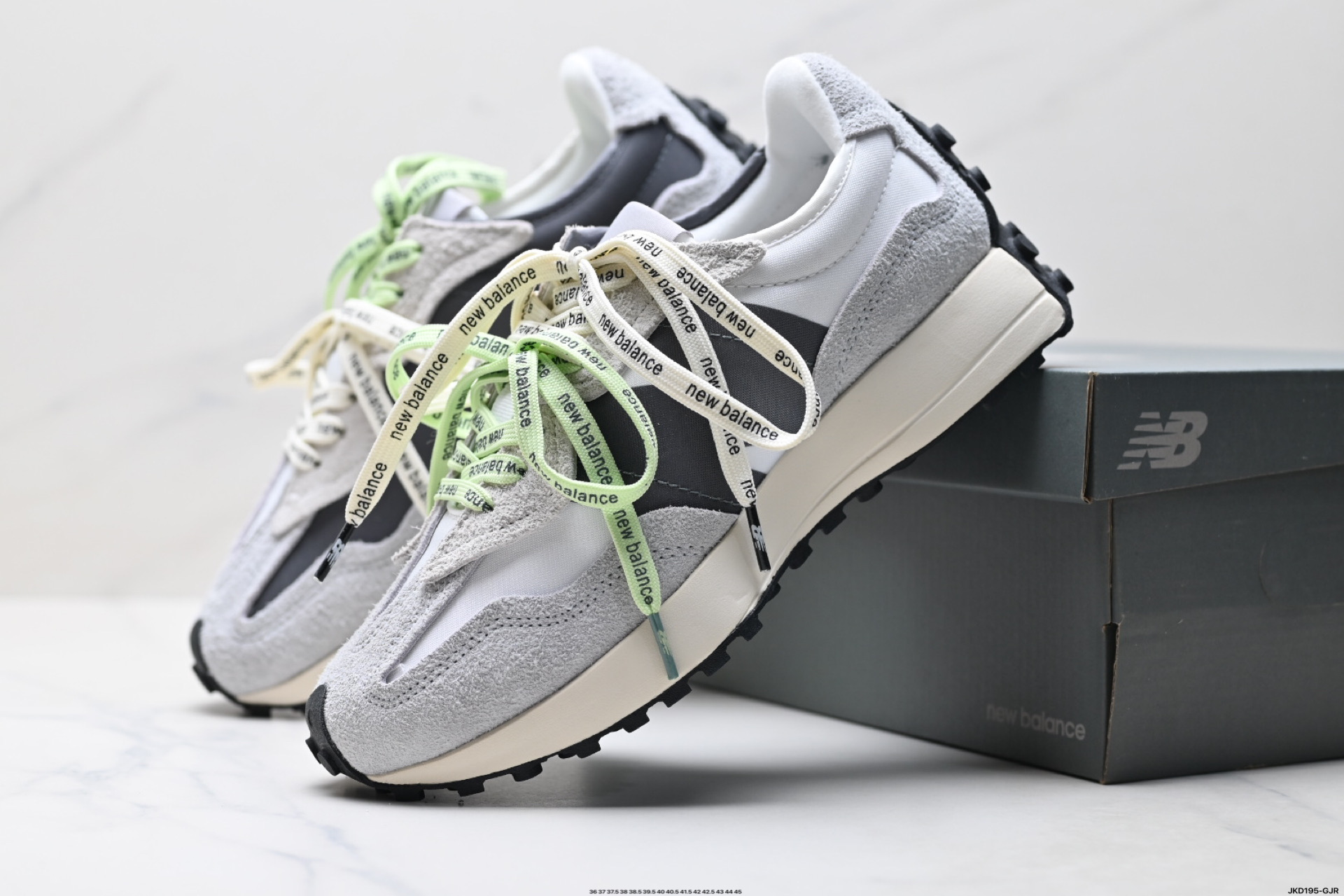 New Balance 327 Urbanas para Correr con Amortiguación y Diseño Personalizado 9 i1750263485217 8257 0 7