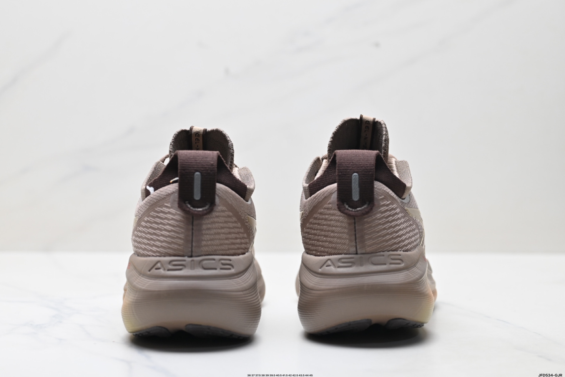 Asics Gel-Nimbus 27 舒适防滑耐磨低帮休闲跑步鞋 1012B816-020-High Quatity Cheap Brand wholesale wholesaler seller Clothes Bags handbags Sneakers Top Fashion Clothing Shoes from China Factory Chinese suppliers best Quality Beautiful Price Asics Gel-Nimbus 27 舒适防滑耐磨低帮休闲跑步鞋 1012B816-020