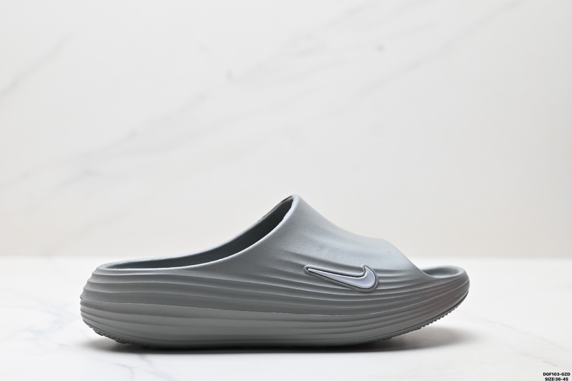 Nike ReactX REJUVEN8 Slide耐克 简约舒适 洞洞鞋 HV4479-003