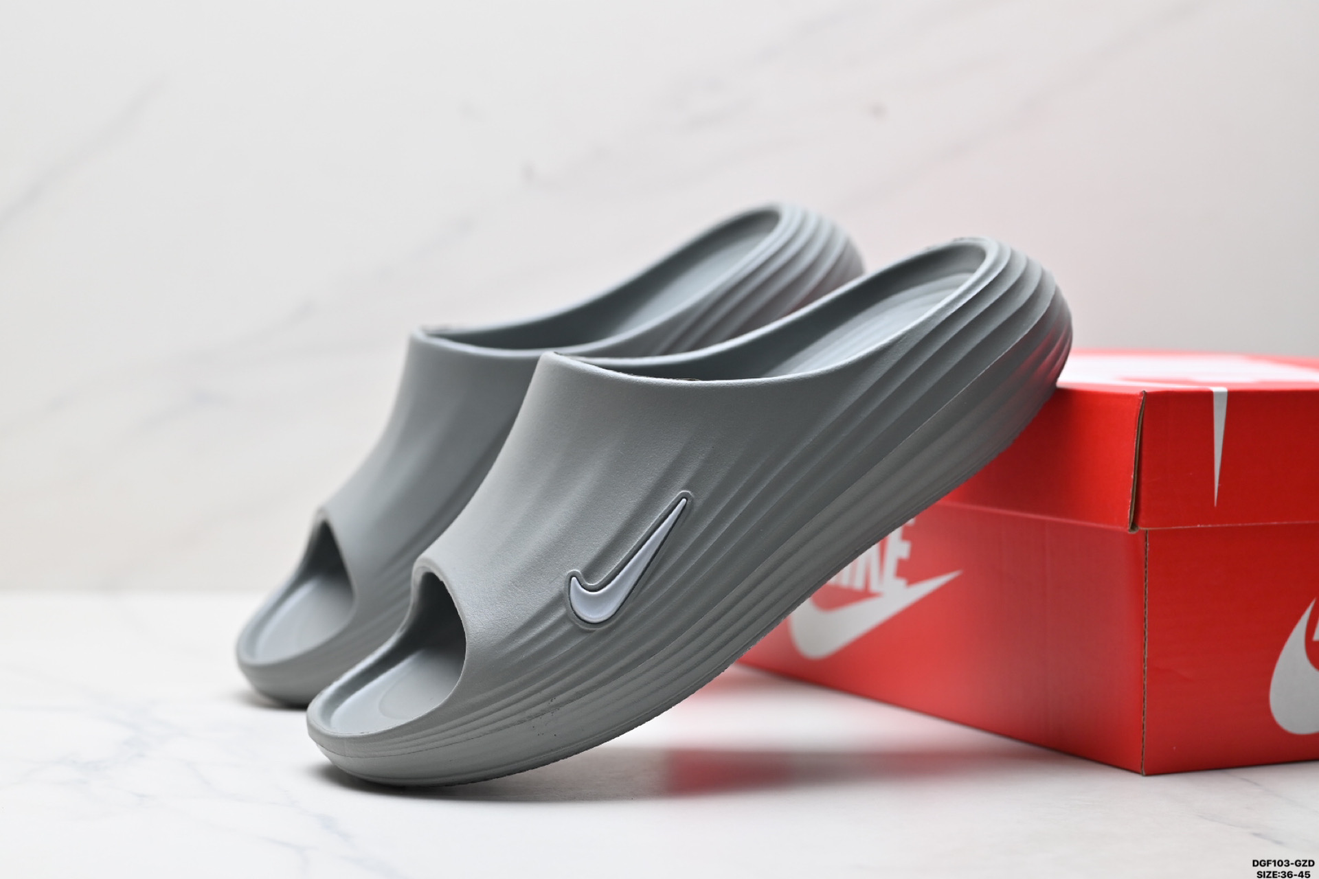 Nike ReactX REJUVEN8 Slide耐克 简约舒适 洞洞鞋 HV4479-003