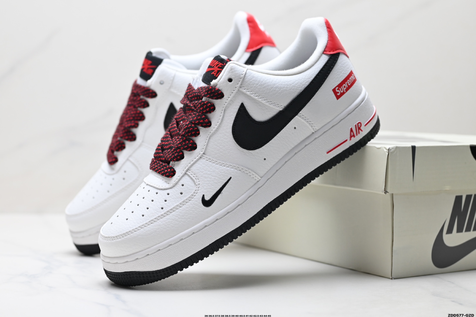 NIKE AIR FORCE 1‘07 LV8 DQ6628-159