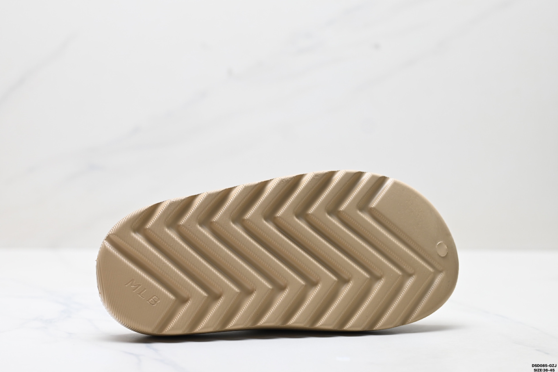 MLB 纽约洋基队 Skipper Slide 百搭舒适 防滑防磨一字拖鞋 3ALPS0153