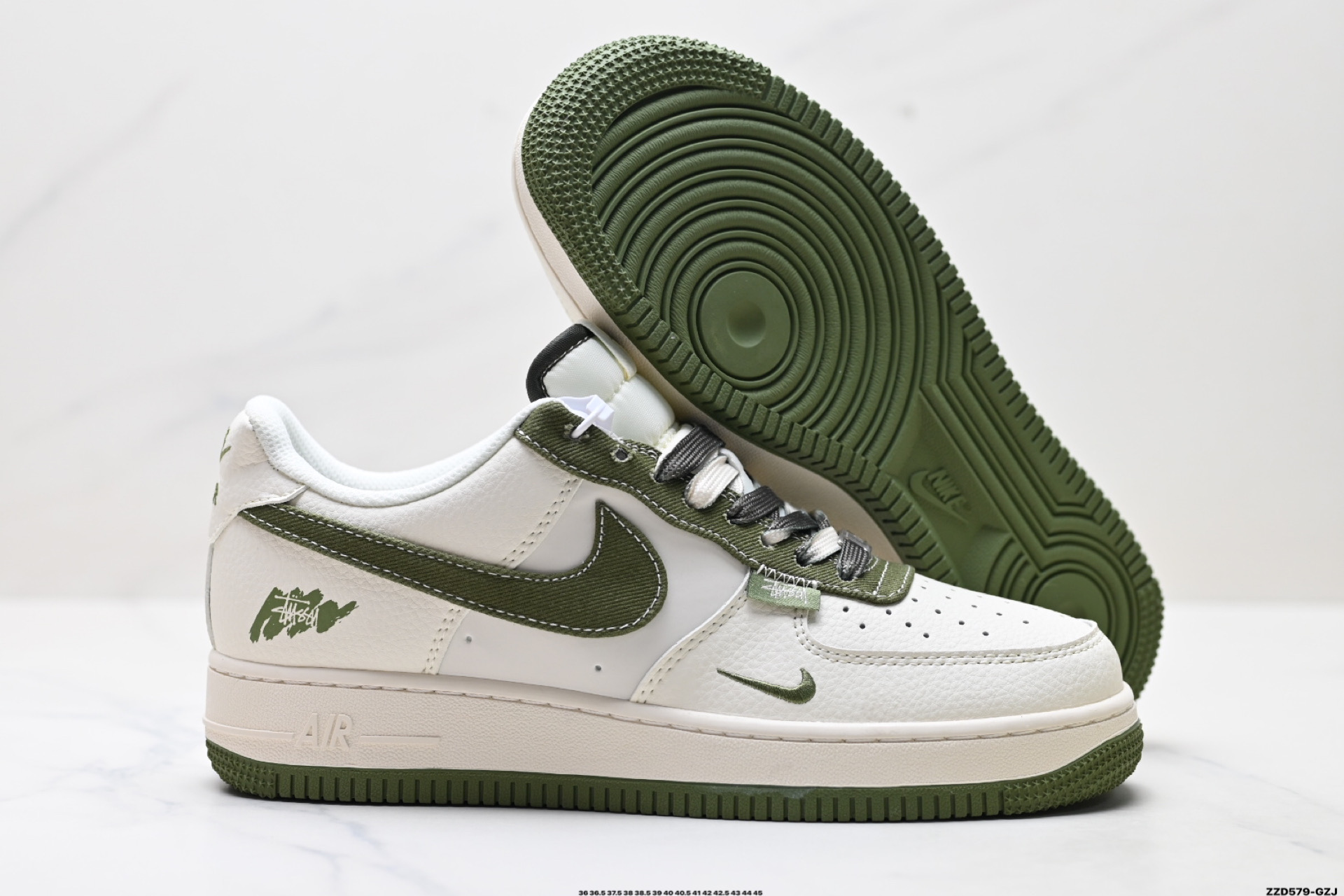 NIKE AIR FORCE 1‘07 LV8 HS8068-014