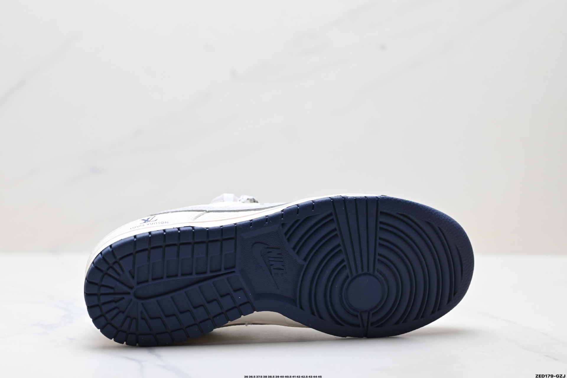 Nike Dunk Low Retro ‘DIY高端定制’耐克 低帮休闲运动板鞋 JP1668-004-High Quatity Cheap Brand wholesale wholesaler seller Clothes Bags handbags Sneakers Top Fashion Clothing Shoes from China Factory Chinese suppliers best Quality Beautiful Price Nike Dunk Low Retro ‘DIY高端定制’耐克 低帮休闲运动板鞋 JP1668-004