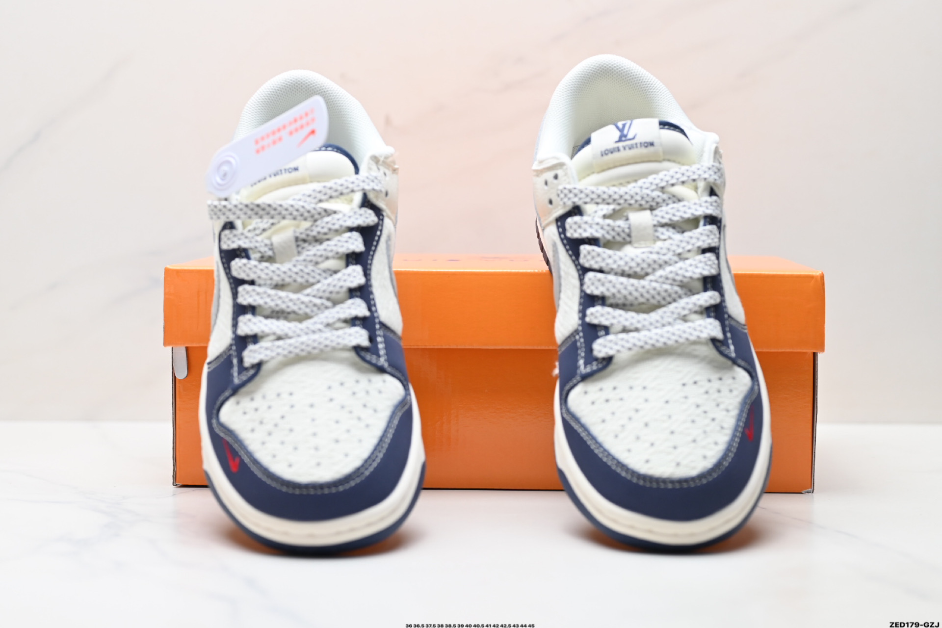 Nike Dunk Low Retro ‘DIY高端定制’耐克 低帮休闲运动板鞋 JP1668-004-High Quatity Cheap Brand wholesale wholesaler seller Clothes Bags handbags Sneakers Top Fashion Clothing Shoes from China Factory Chinese suppliers best Quality Beautiful Price Nike Dunk Low Retro ‘DIY高端定制’耐克 低帮休闲运动板鞋 JP1668-004