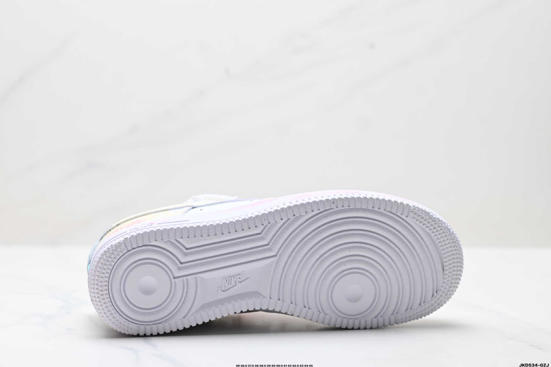 耐克Nike AIR FORCE 1‘07 空军一号低帮百搭休闲运动板鞋 DD8959-100