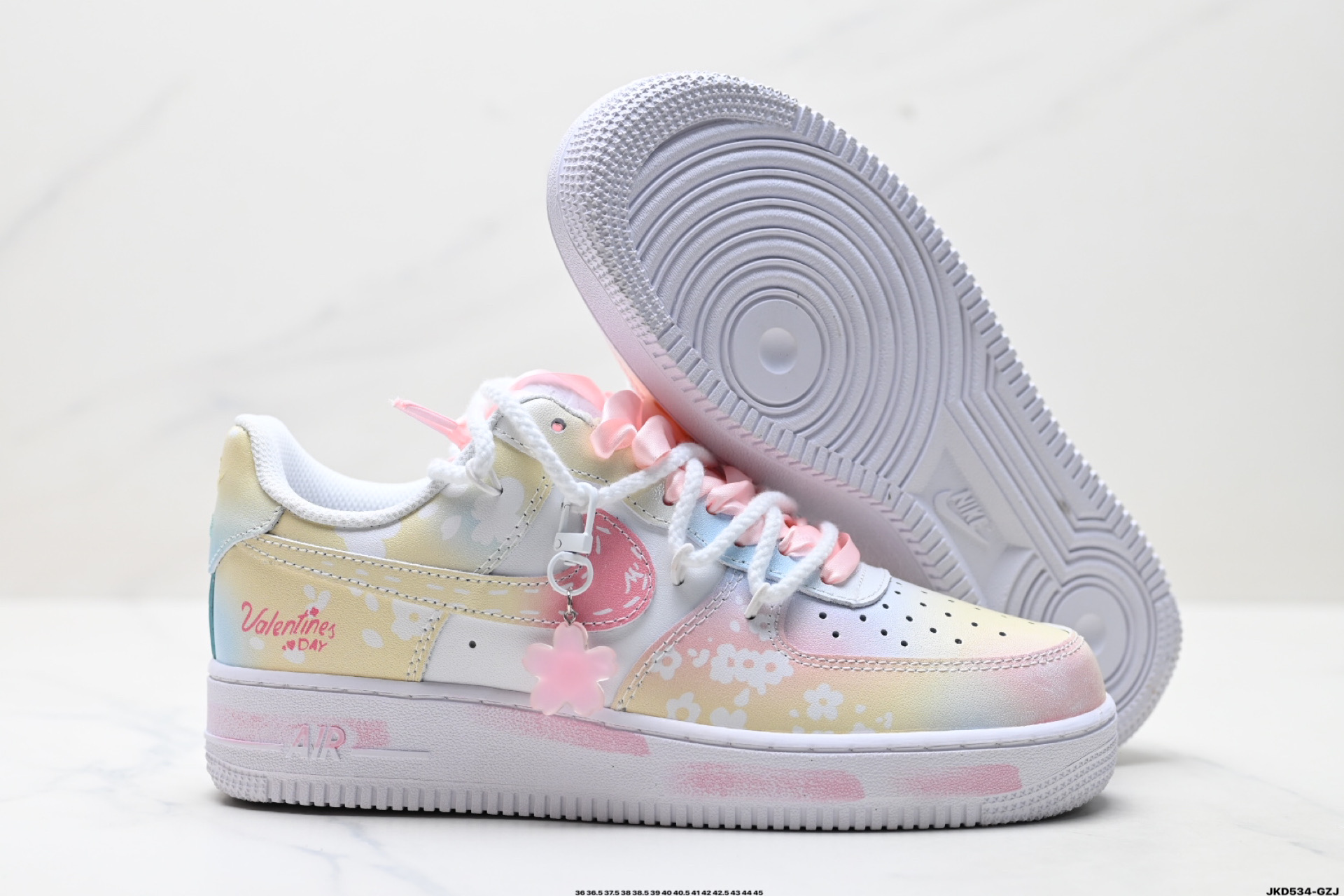 耐克Nike AIR FORCE 1‘07 空军一号低帮百搭休闲运动板鞋 DD8959-100
