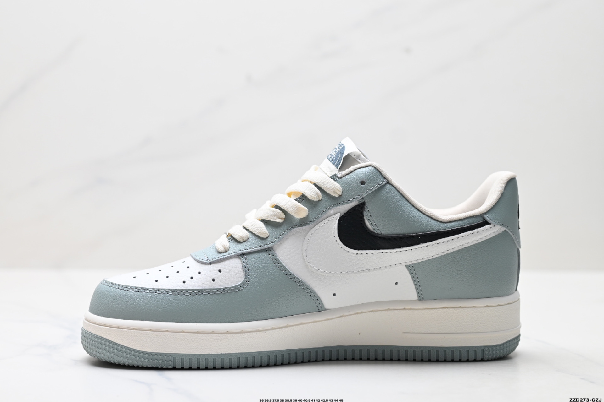 NIKE AIR FORCE 1‘07 LV8 AM1588-003