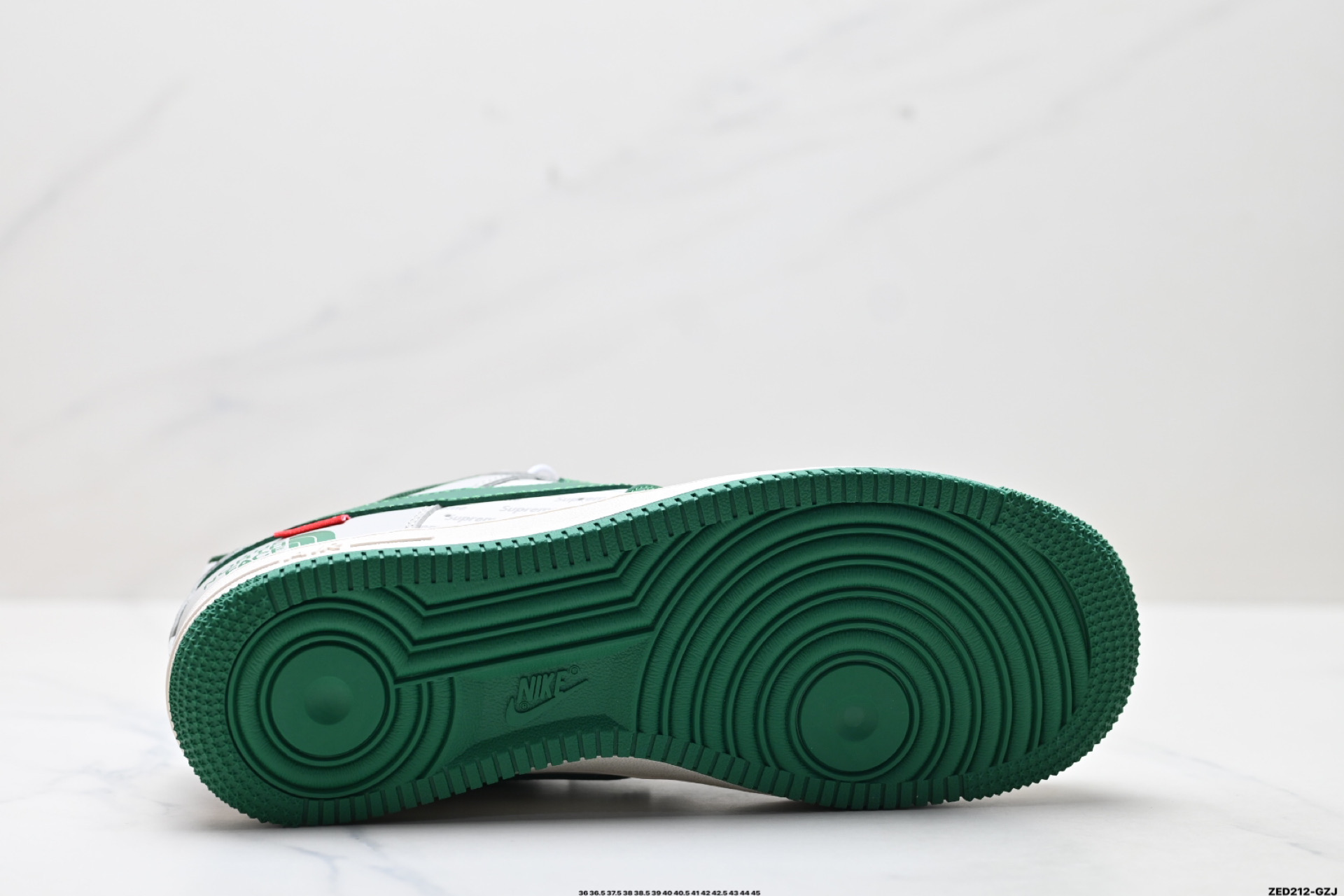 NIKE AIR FORCE 1‘07 LV8 ZH2598-321