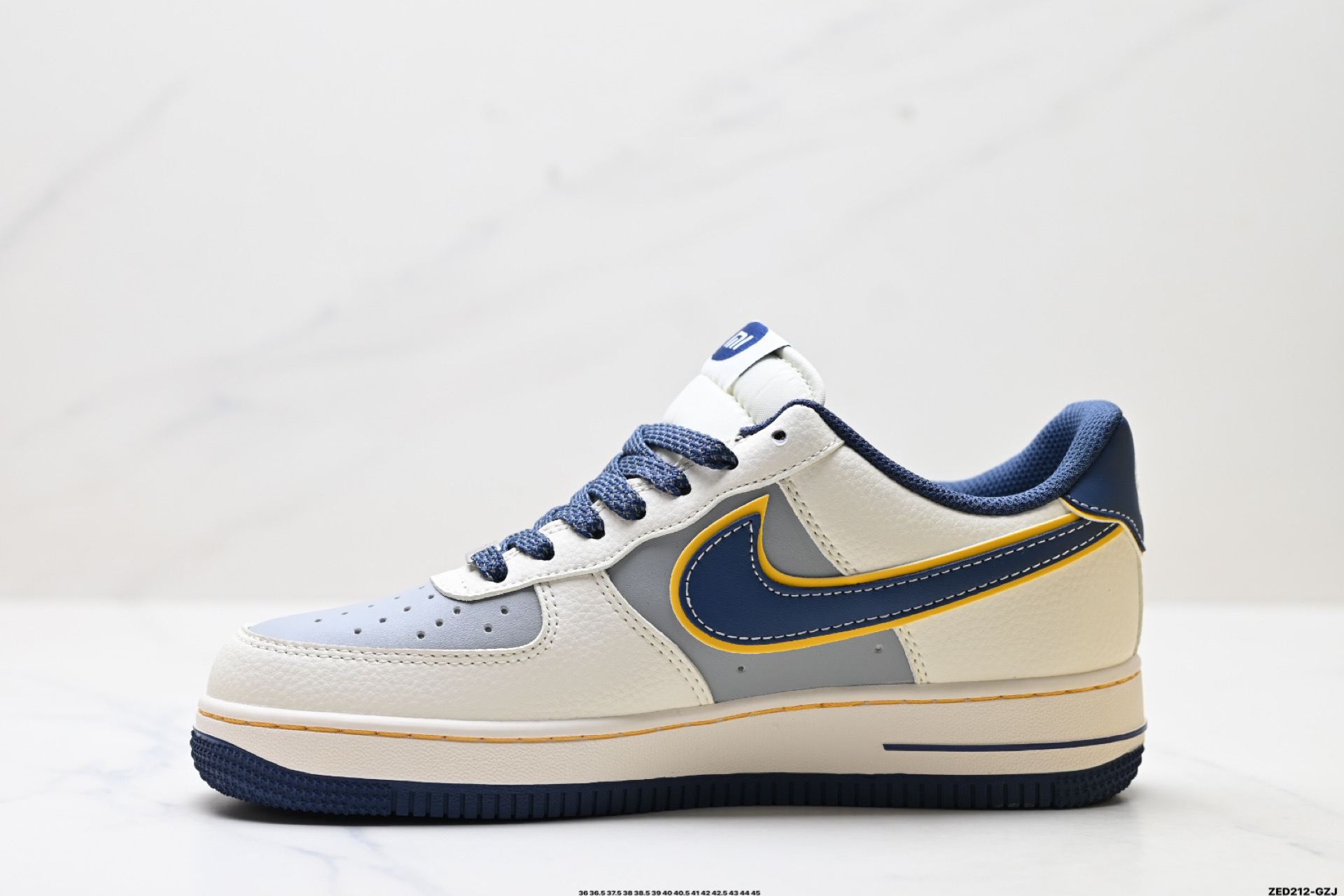 NIKE AIR FORCE 1‘07 LV8 XX3168-213