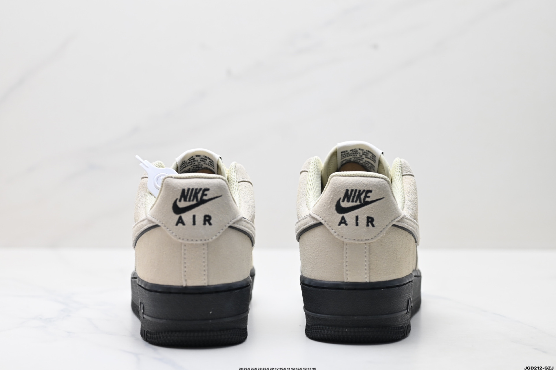NIKE AIR FORCE 1‘07 LV8 HQ1966-200