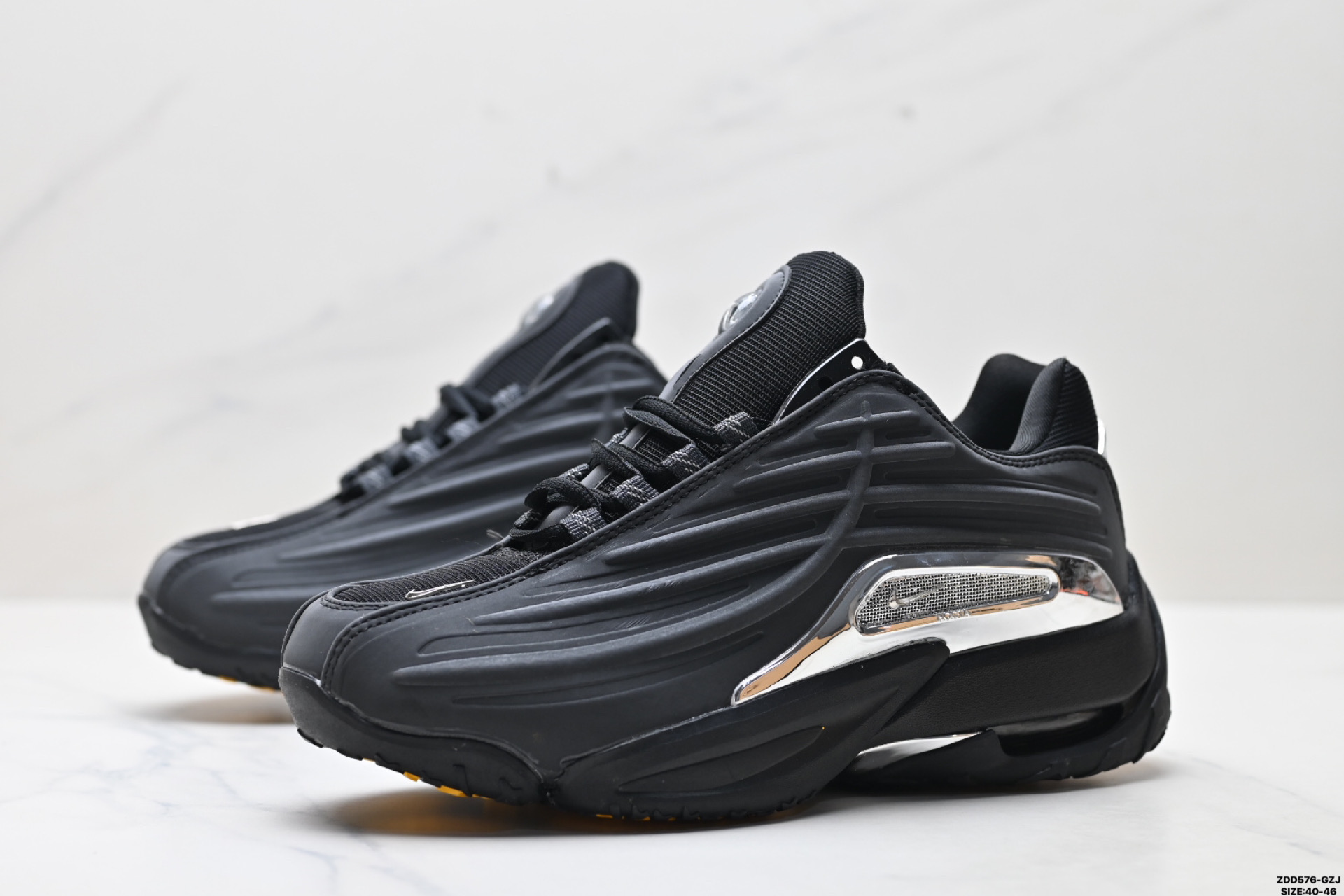 NOCTA x Nike Hot Step II: Comodidad y estilo urbano en cada paso 5 i1750438379601 4718 0 3