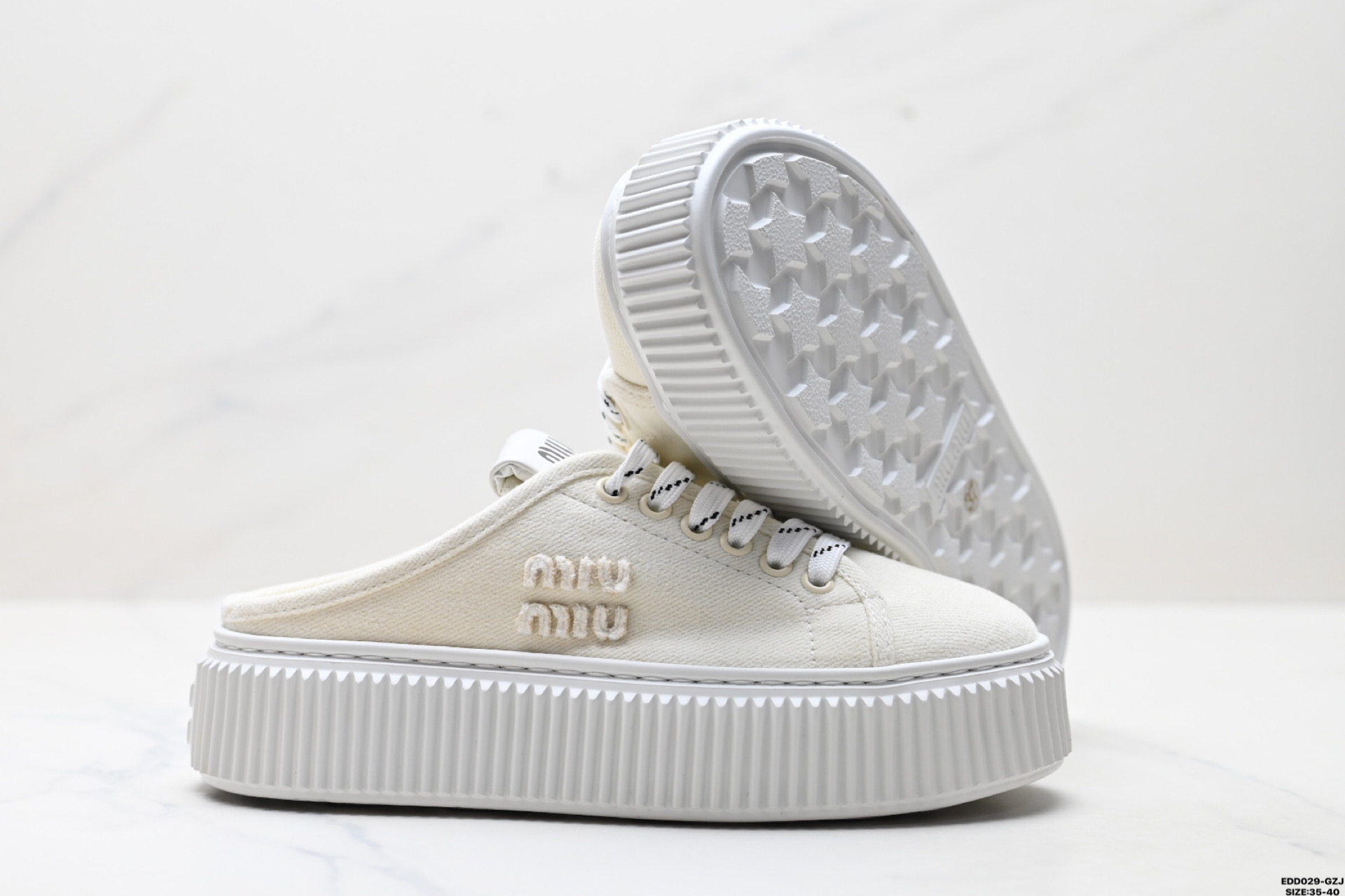 纯原MIU MIU缪缪 CALZATURE DONNA 圆头 帆布 丹宁牛仔运动鞋 防滑包头拖鞋 5F388F 3H02 F0009 5 99 F 005