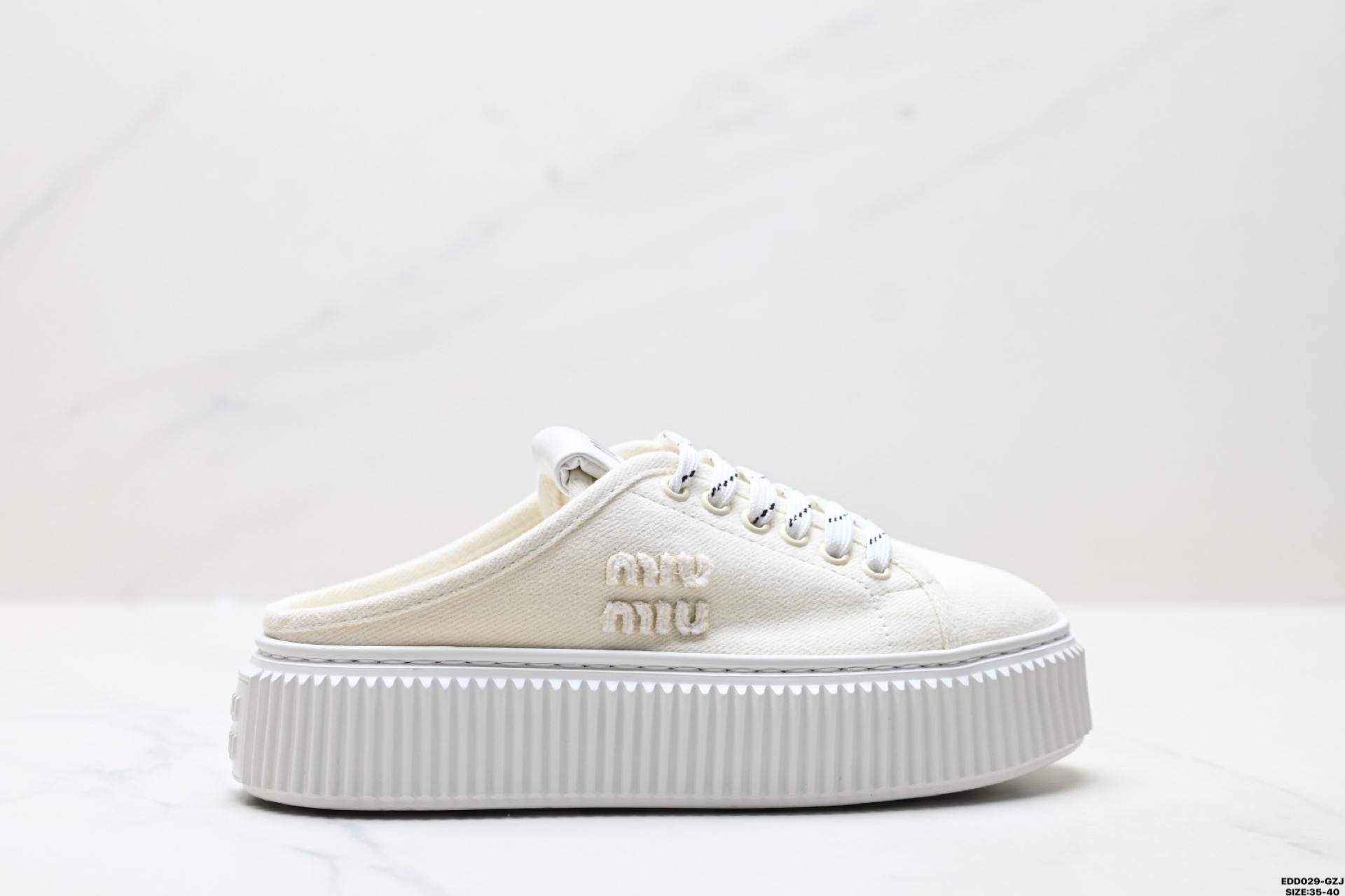 纯原MIU MIU缪缪 CALZATURE DONNA 圆头 帆布 丹宁牛仔运动鞋 防滑包头拖鞋 5F388F 3H02 F0009 5 99 F 005