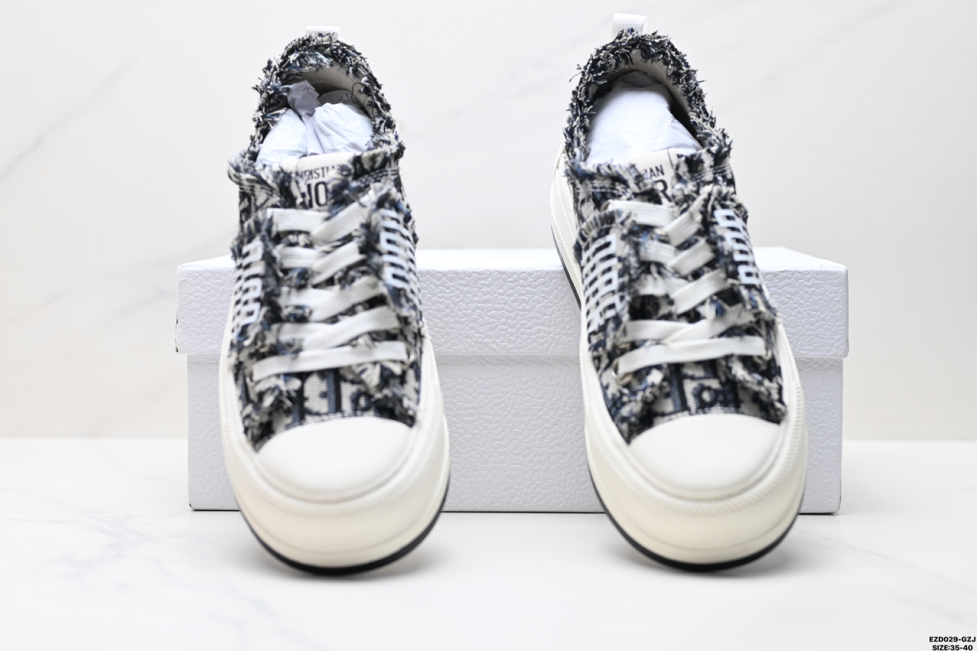 纯原DIOR迪奥 Walk'n'Dior 厚底鞋 低帮 刺绣 时尚板鞋