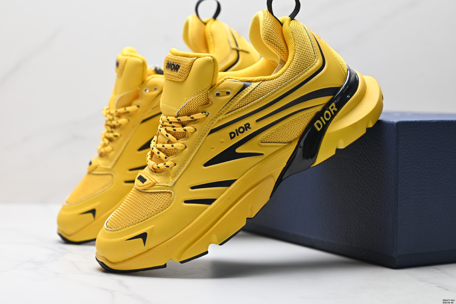 Dior迪奥 Blade Runner Microfiber Me B44 复古休闲老爹鞋