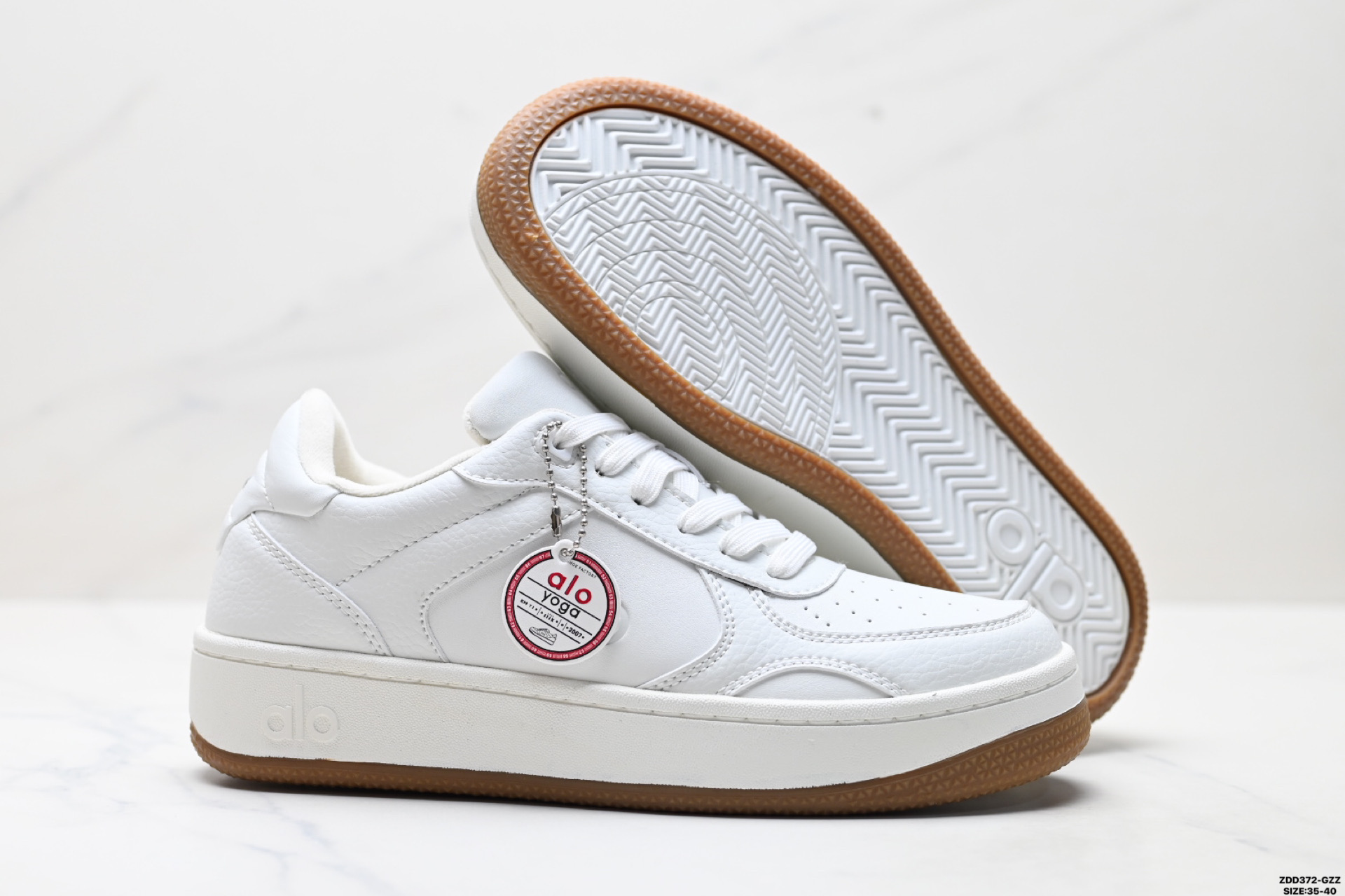 Alo Yoga Recovery Mode 百搭轻便 防滑减震低帮板鞋