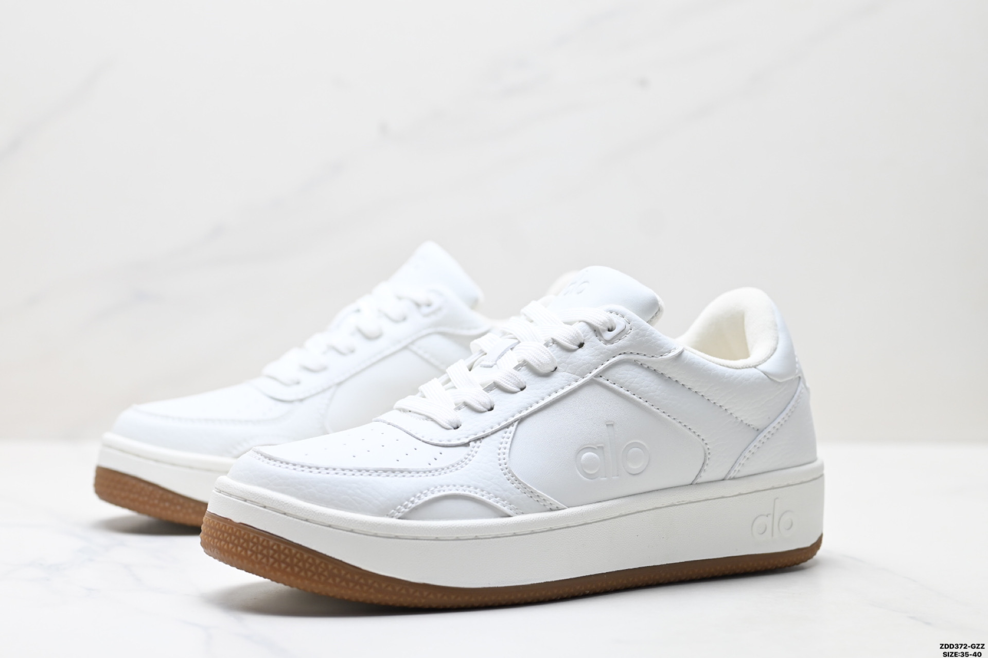 Alo Yoga Recovery Mode 百搭轻便 防滑减震低帮板鞋