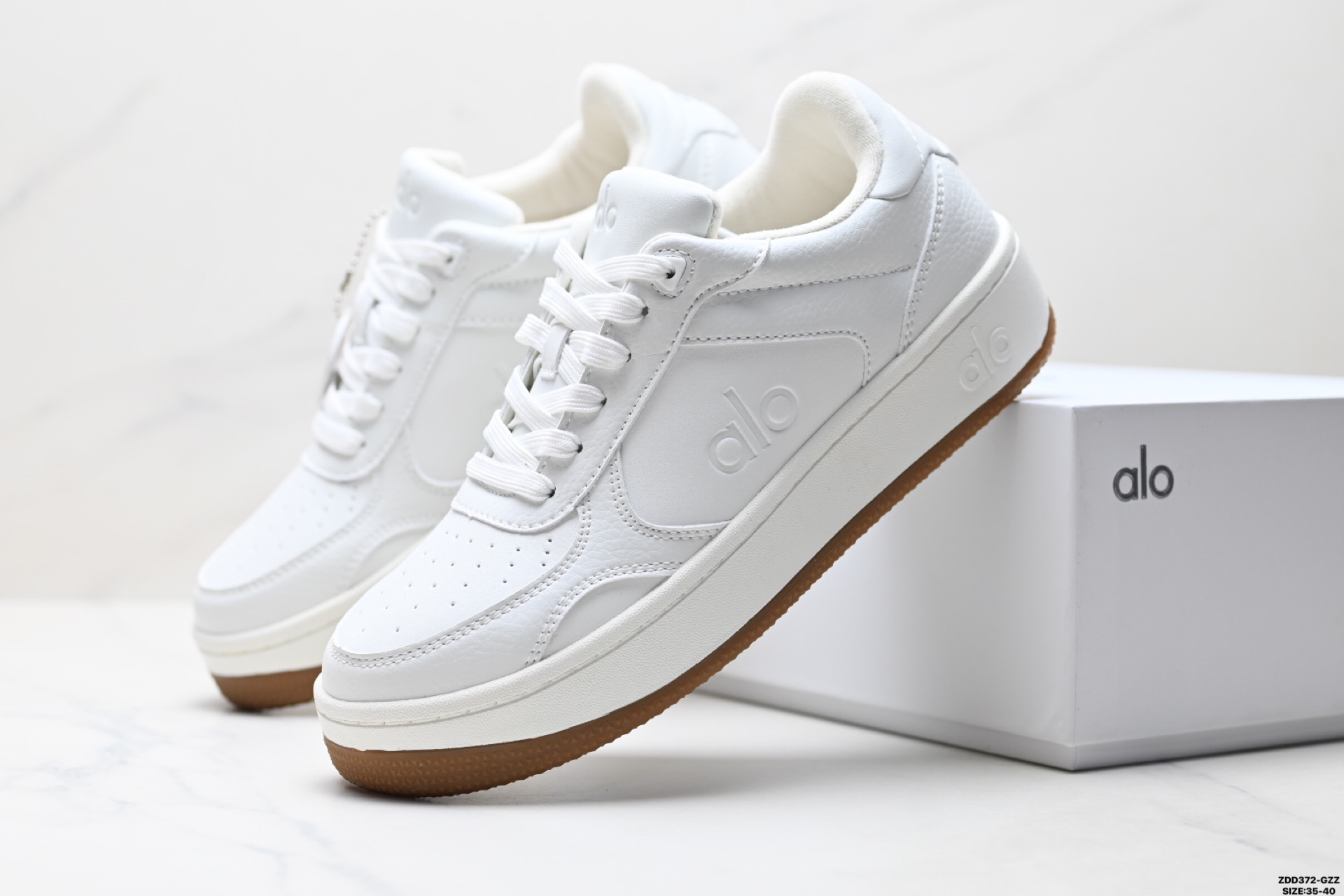 Alo Yoga Recovery Mode 百搭轻便 防滑减震低帮板鞋