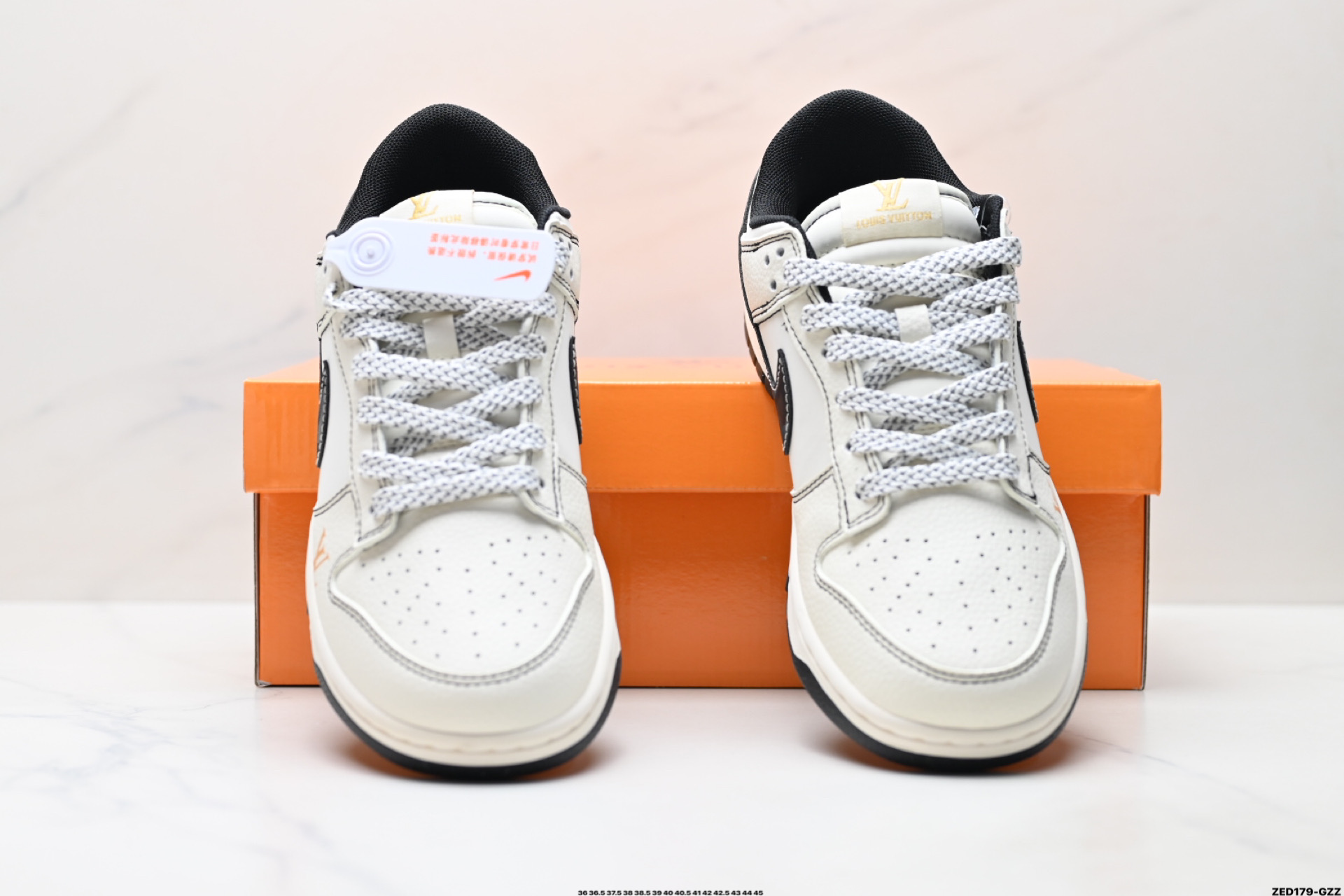 Nike Dunk Low Retro ‘DIY高端定制’耐克 低帮休闲运动板鞋 JP1668-013-莆田鞋,莆田鞋货源,高仿鞋,高仿鞋货源,安福档口,莆田高仿鞋,莆田鞋批发,高仿鞋批发,莆田高仿运动鞋,高仿运动鞋,莆田运动鞋 Nike Dunk Low Retro ‘DIY高端定制’耐克 低帮休闲运动板鞋 JP1668-013