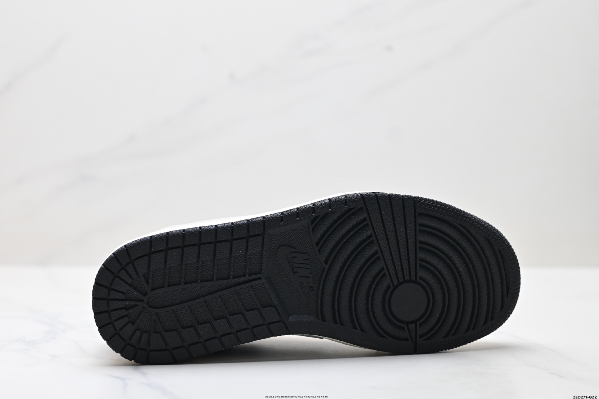 Nike Air Jordan 1 x Travis Scott AJ1倒勾 乔一倒钩 ‘DIY’定制 耐克 低帮文化篮球鞋 XS2024-053