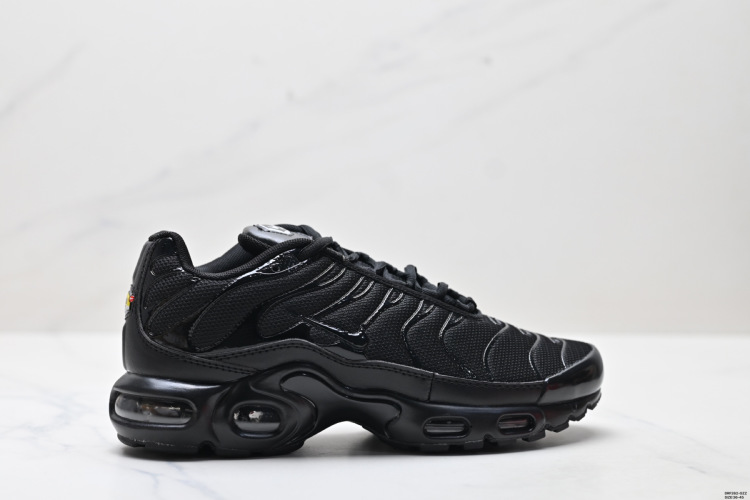 Nike Air Max Plus TN Running Shoes Lightweight Cushioning - Black 1 Nike Air Max Plus TN Running Shoes Lightweight Cushioning – Black