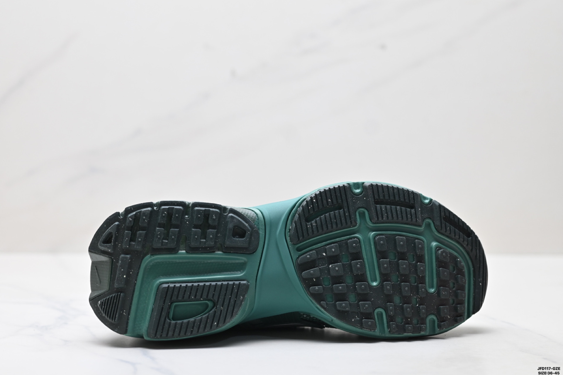 耐克NIKE V2K RUN跑步鞋复古风潮 网面透气运动鞋 灰银 HF5050-361