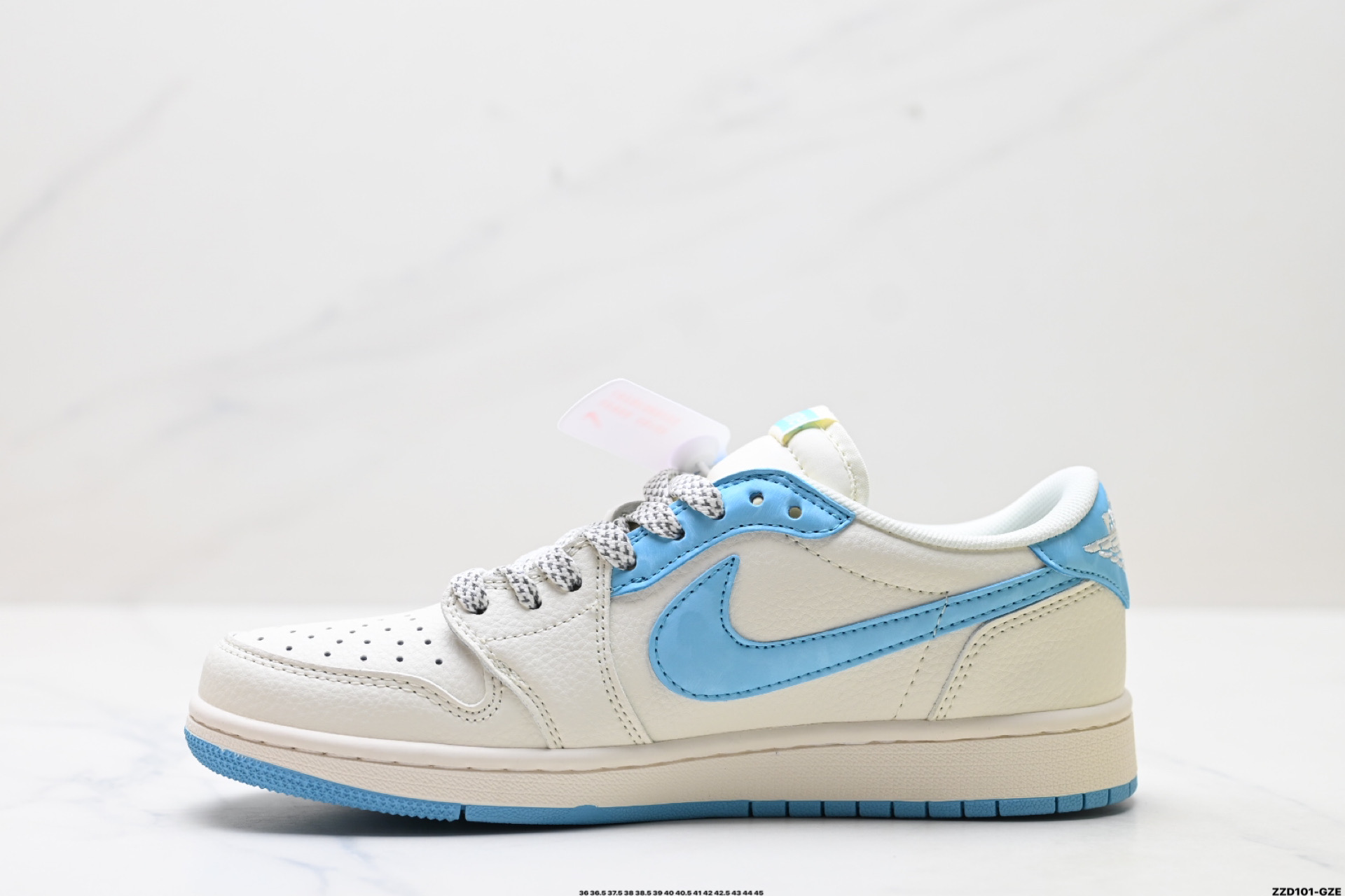 Nike Air Jordan 1 x Travis Scott AJ1倒勾 乔一倒钩 ‘DIY’定制 耐克 低帮文化篮球鞋 HS8068-024