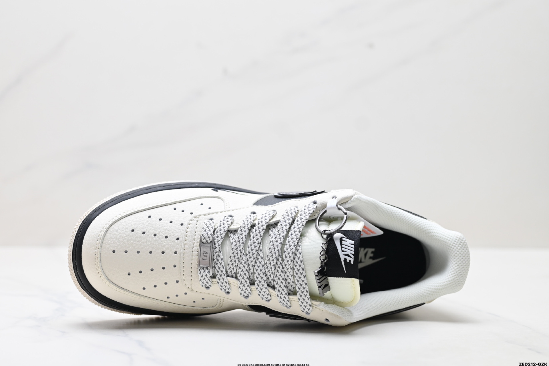 270 NIKE AIR FORCE 1‘07 LV8 XX3168-206