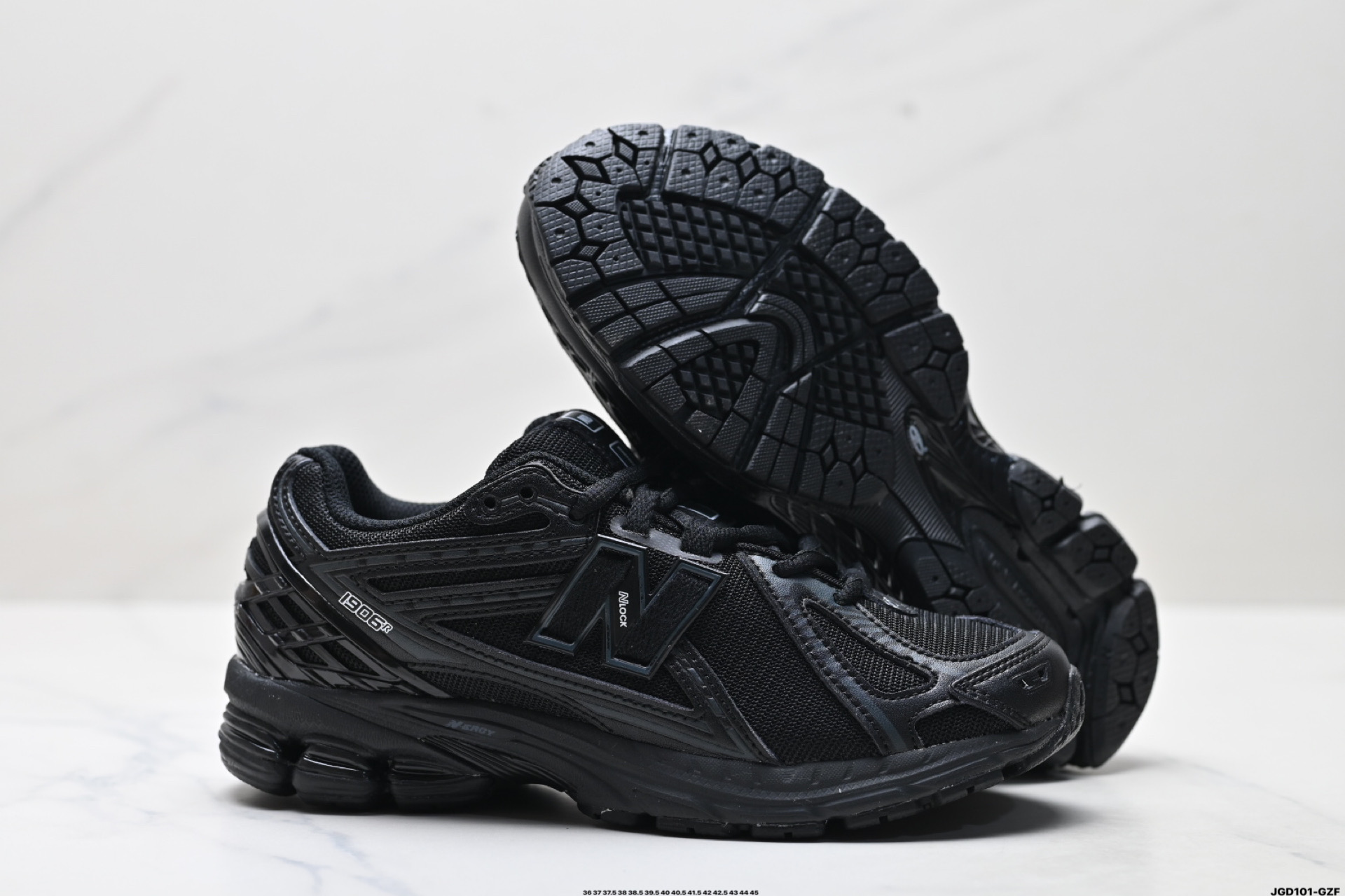 190 New Balance M1906系列 新百伦 复古单品宝藏老爹鞋款 U1906RBB