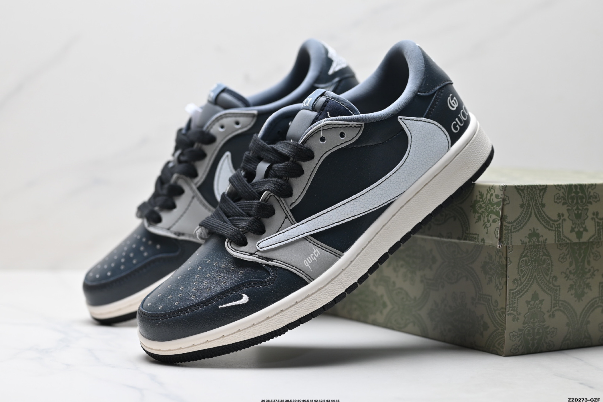 260 Nike Air Jordan 1 x Travis Scott AJ1倒勾 乔一倒钩 ‘DIY’定制 耐克 低帮文化篮球鞋 XD0798-304