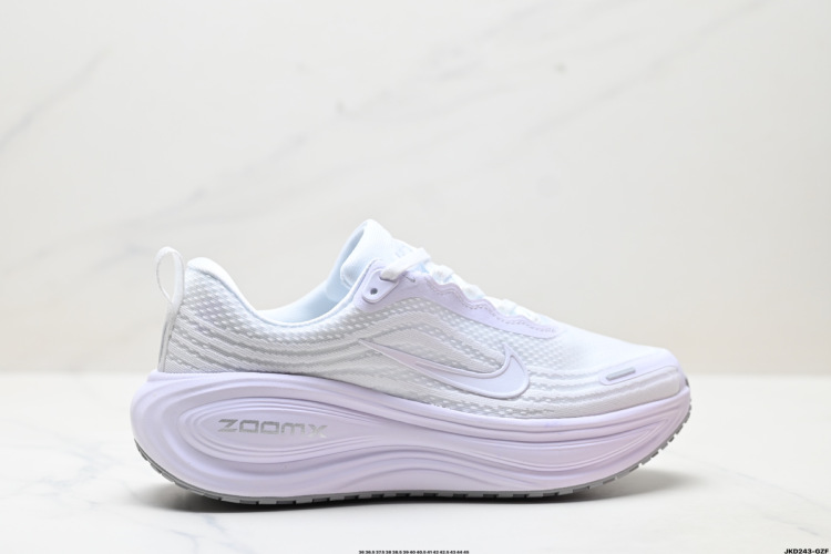 Nike Vomero 18 Plus: Comodidad y Amortiguación para Correr con Estilo 1 Nike Vomero 18 Plus: Comodidad y Amortiguación para Correr con Estilo