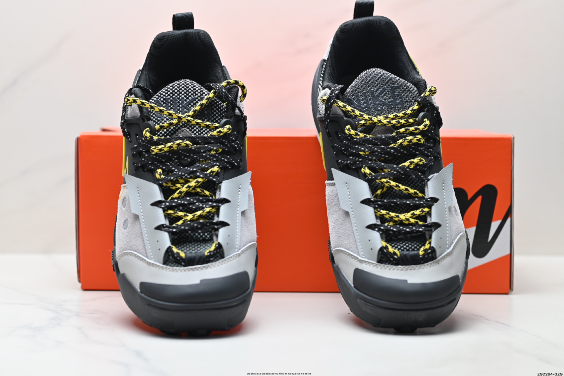 300 Sacai x Nike Zegamadome 联名鞋款 HQ8618-006