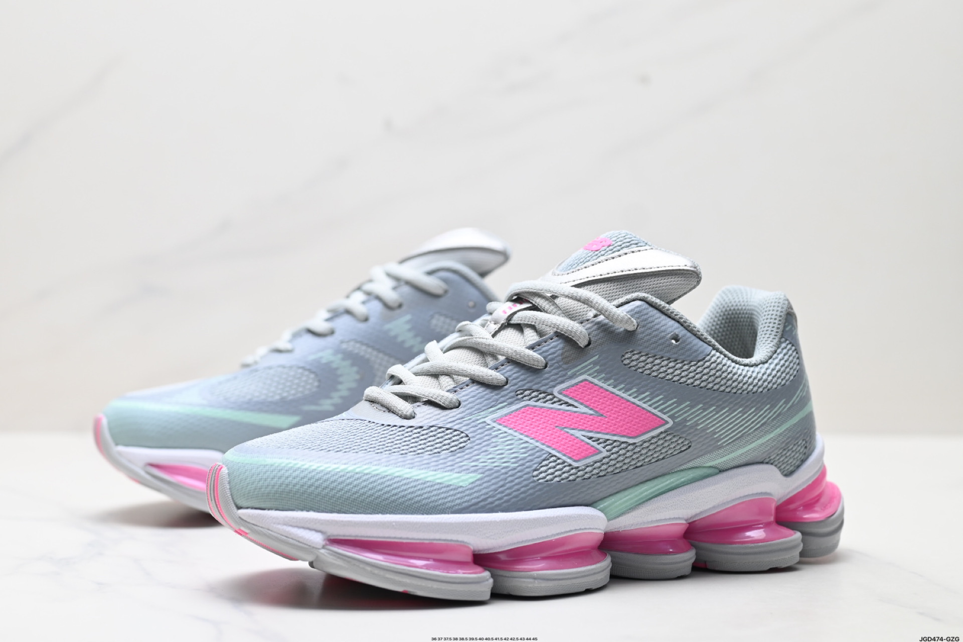 New Balance M2000: Comodidad, Estilo y Rendimiento en Cada Paso 5 i1750868708255 8470 0 3