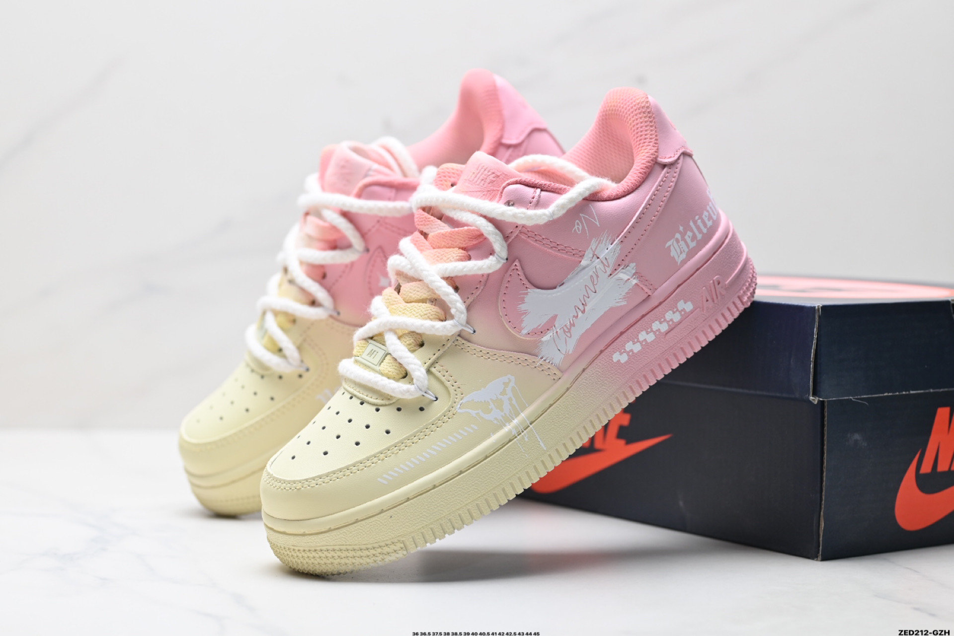 270 NIKE AIR FORCE 1‘07 LV8 QR2032-520