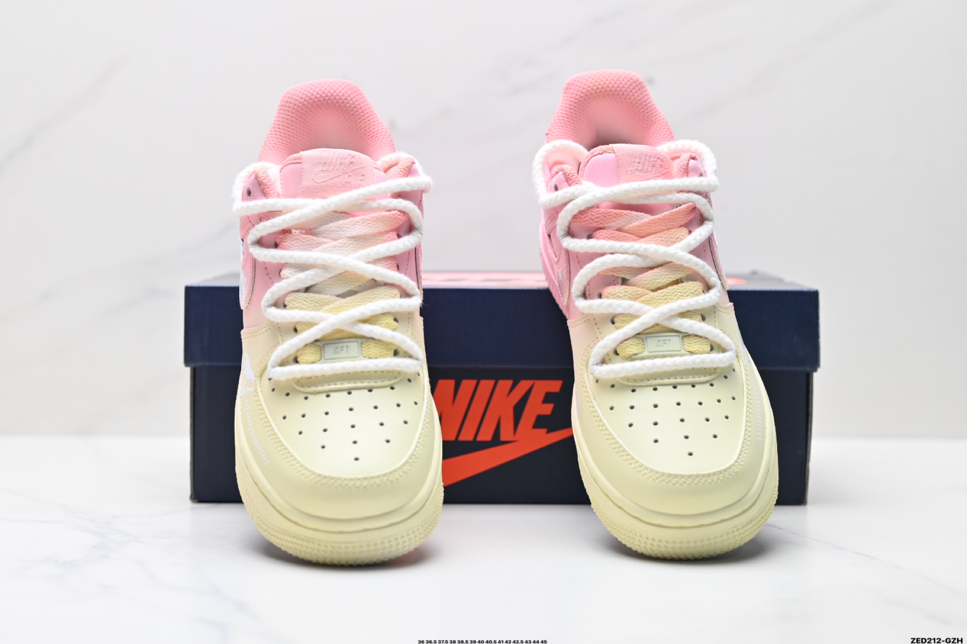 270 NIKE AIR FORCE 1‘07 LV8 QR2032-520