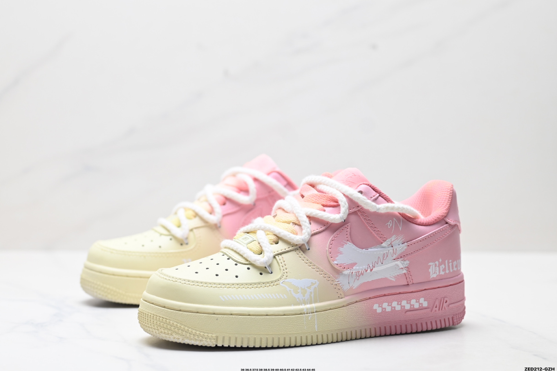 270 NIKE AIR FORCE 1‘07 LV8 QR2032-520