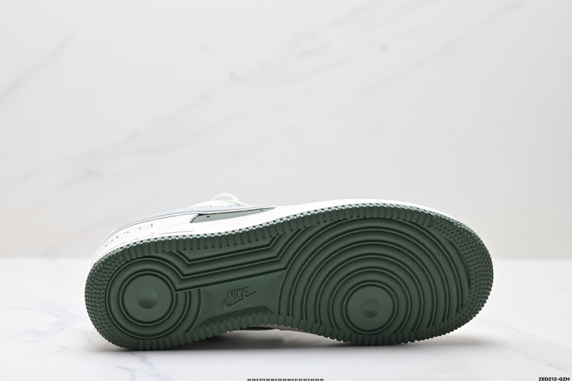 270 NIKE AIR FORCE 1‘07 LV8 KK1988-095